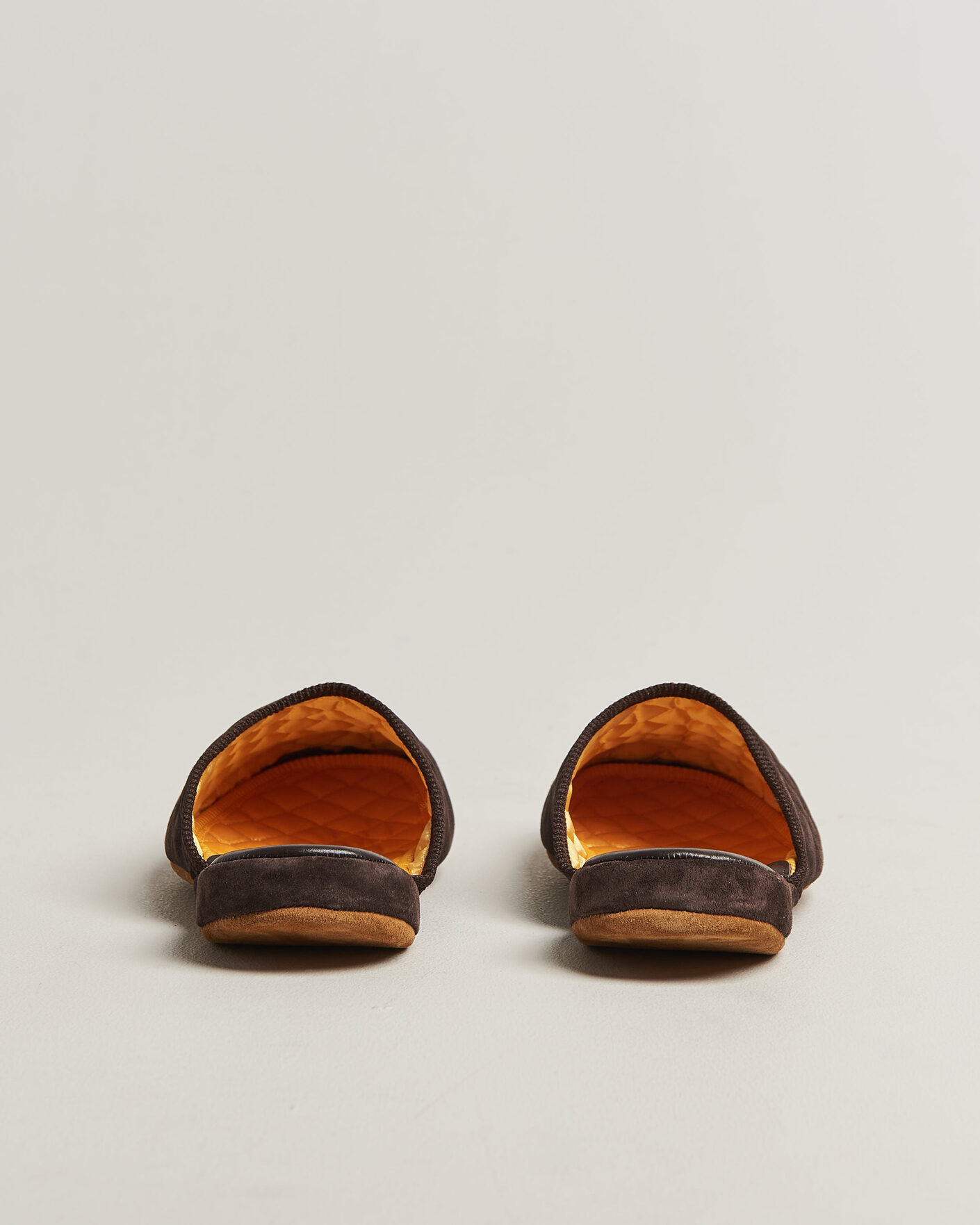 Mies | Sandaalit ja tohvelit | Bowhill & Elliott | Mule Slipper Quilt Lining Chocolate Suede