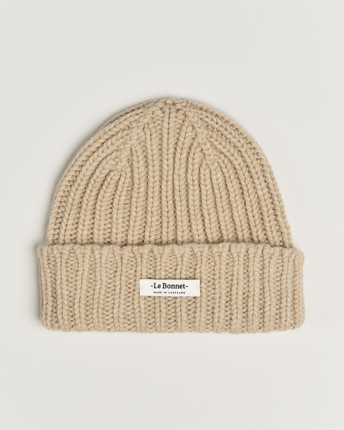 Mies | Pipot | Le Bonnet | Le Grand Logo Sand