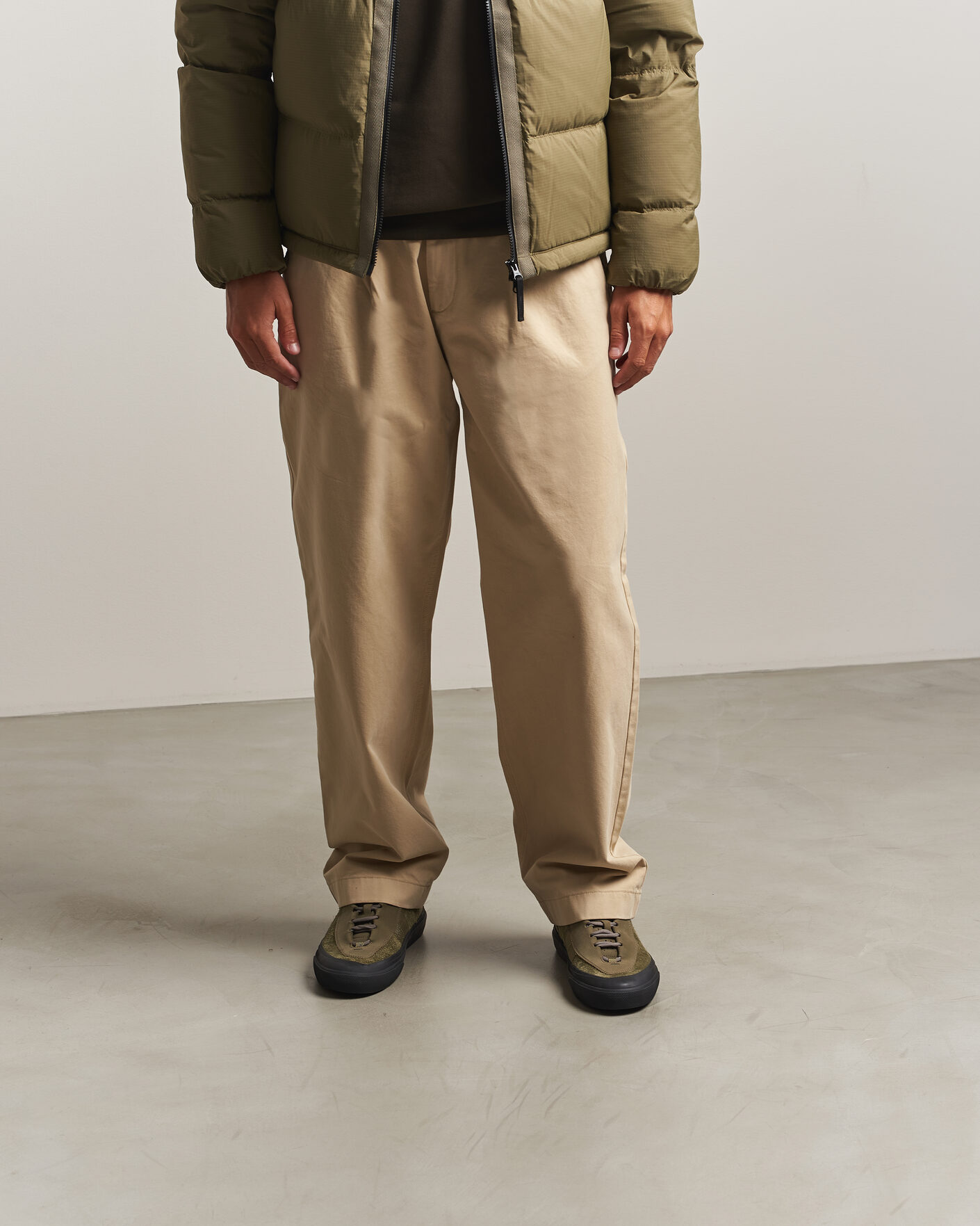 Mies | Tennarit | Stone Island | Low Top Suede Sneaker Military Green