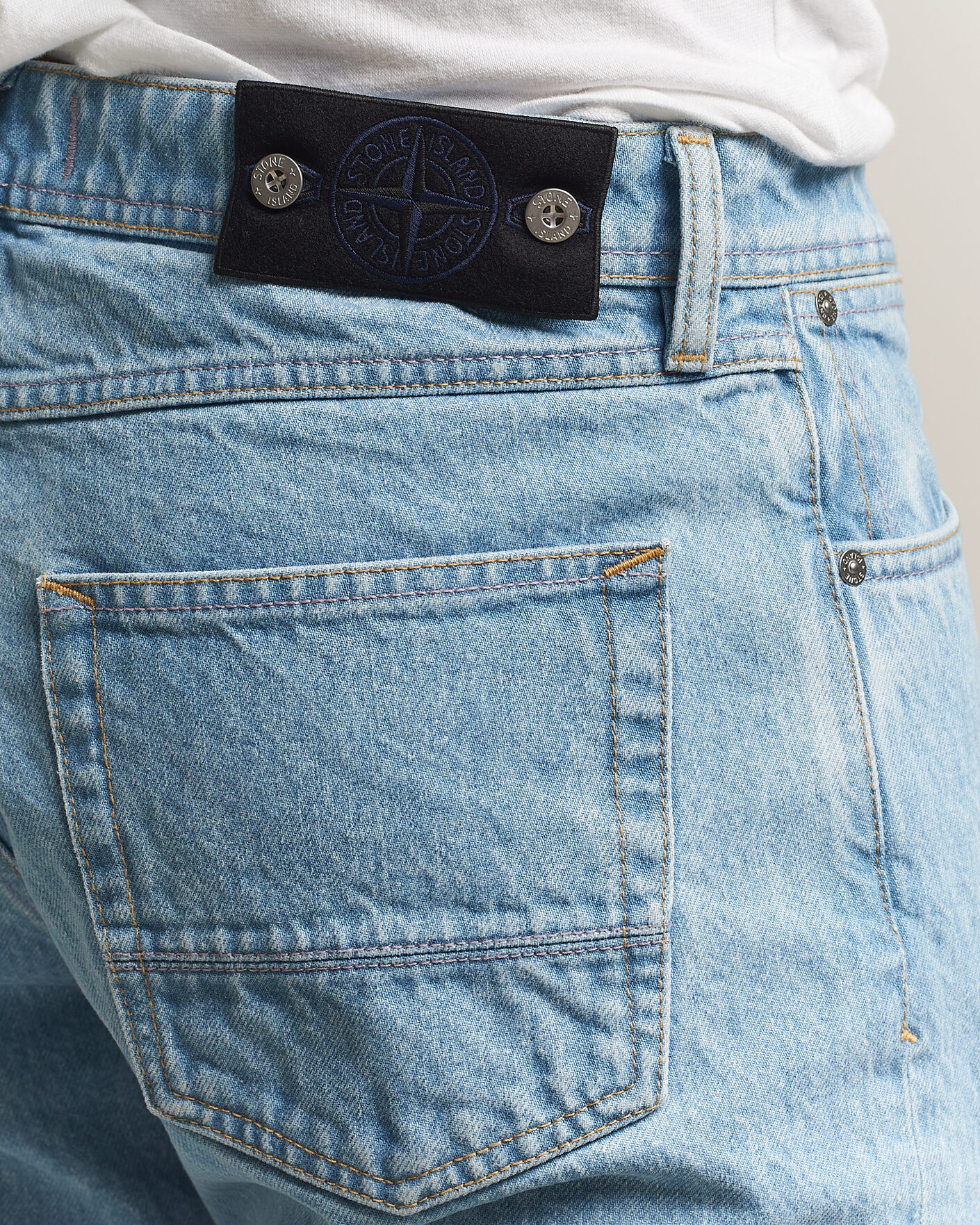 Mies | Farkut | Stone Island | Regular Straight Fit Indigo Jeans Blue Light Wash