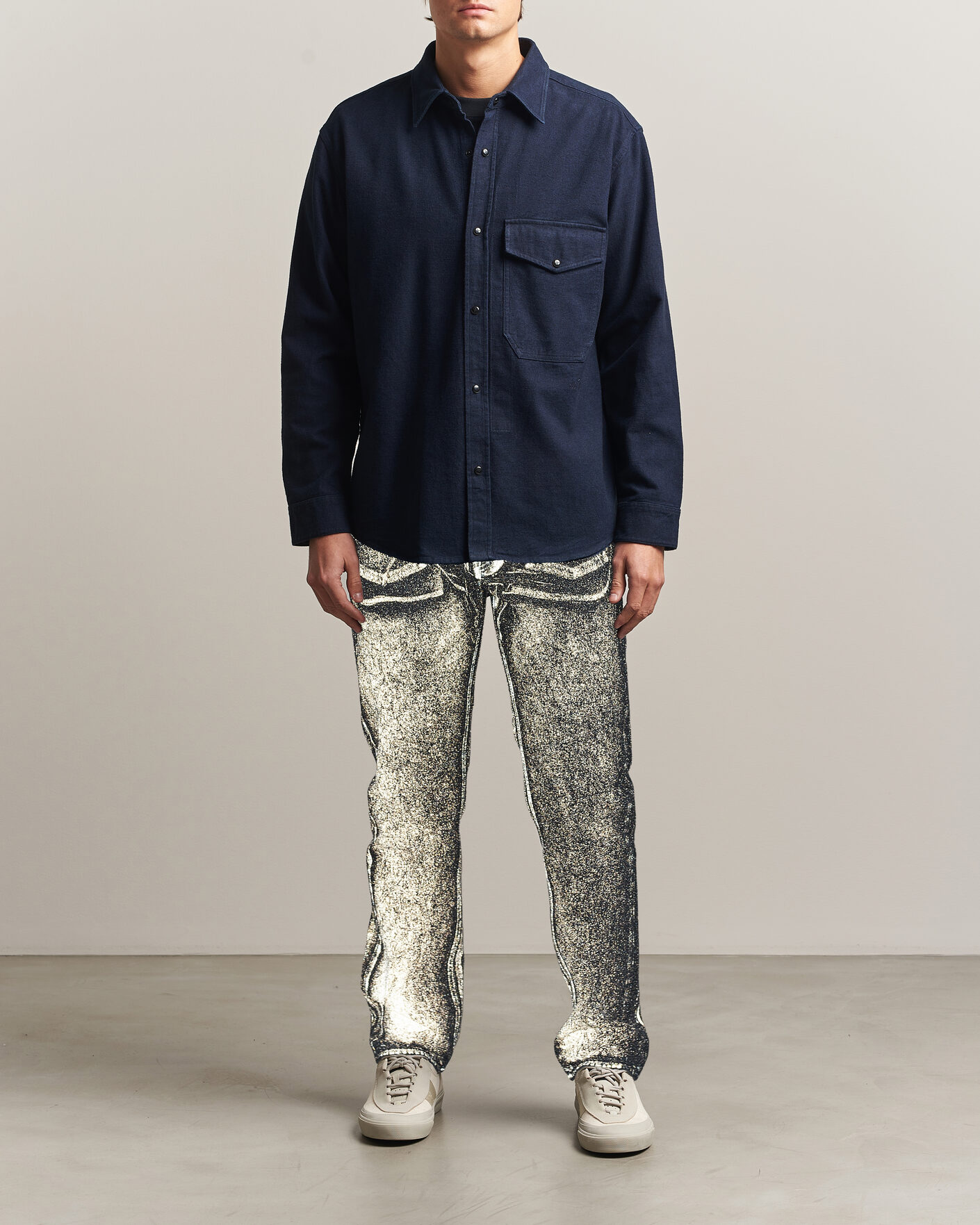 Mies | Farkut | Stone Island | Hand Sprayed Reflective Bull Denim Jeans Slate Blue
