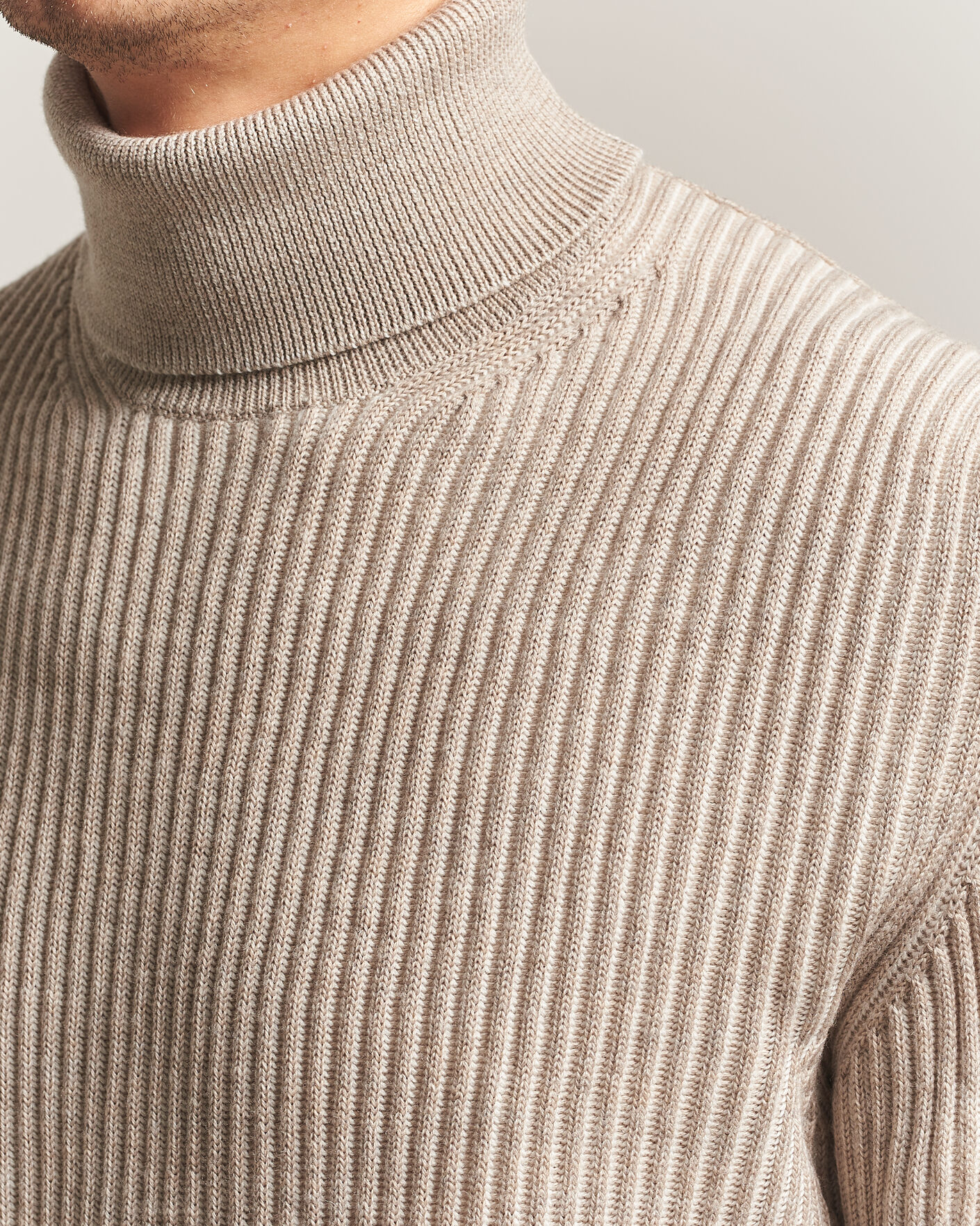 Mies | Puserot | Zanone | Fishermans Rib Rollneck Beige