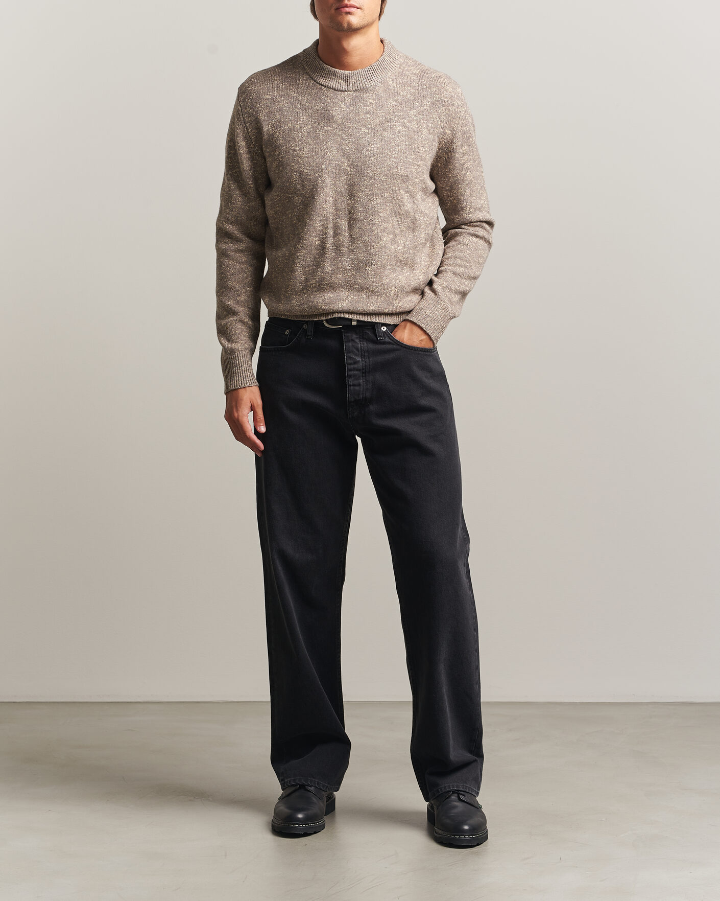 Mies | Puserot | Sunflower | Moon Merino Sweater Sand