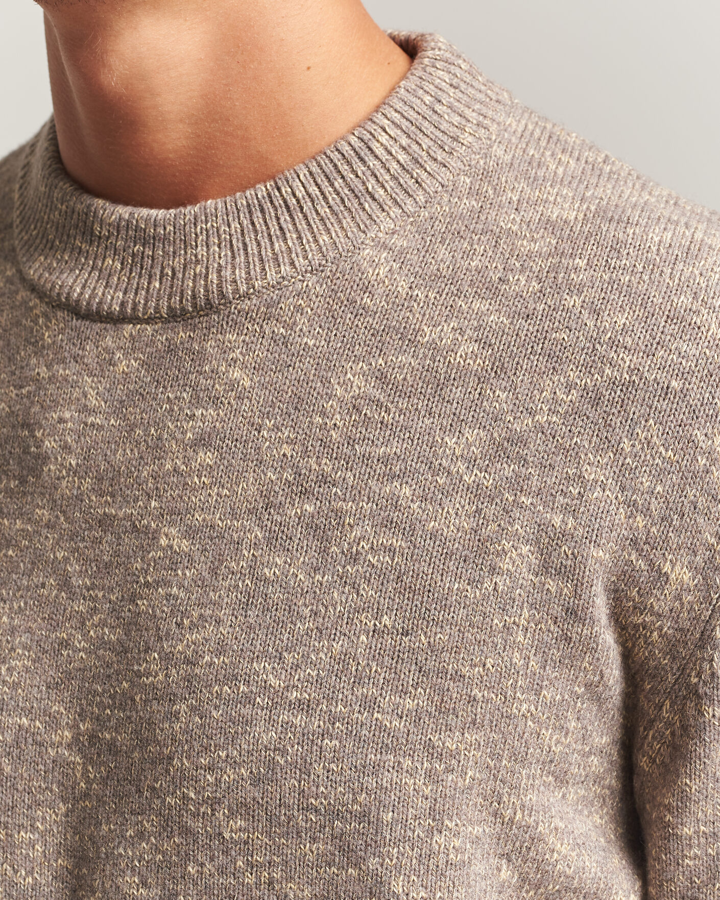 Mies | Puserot | Sunflower | Moon Merino Sweater Sand