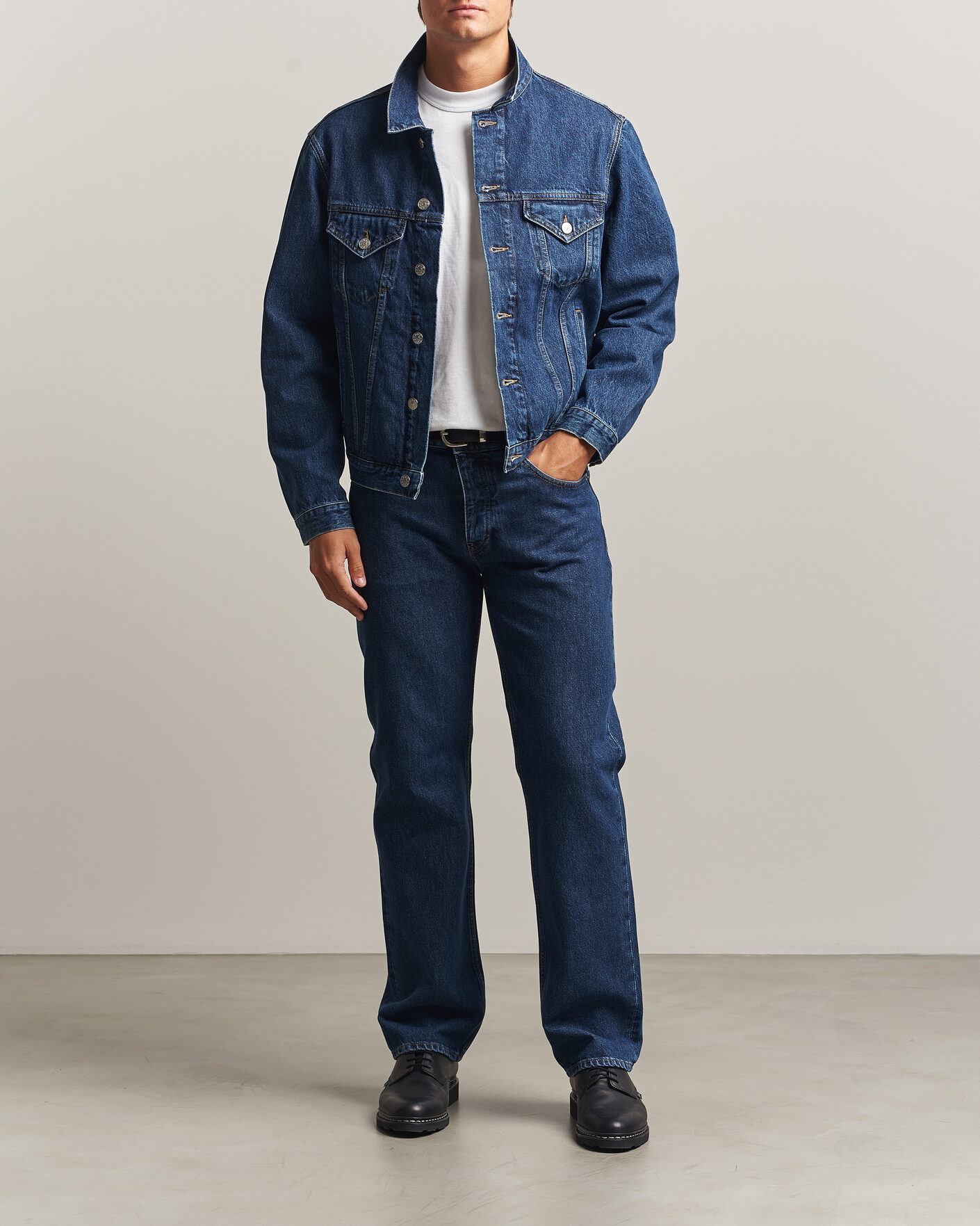 Mies | Farkut | Sunflower | Low Straight Jeans Blue Wash