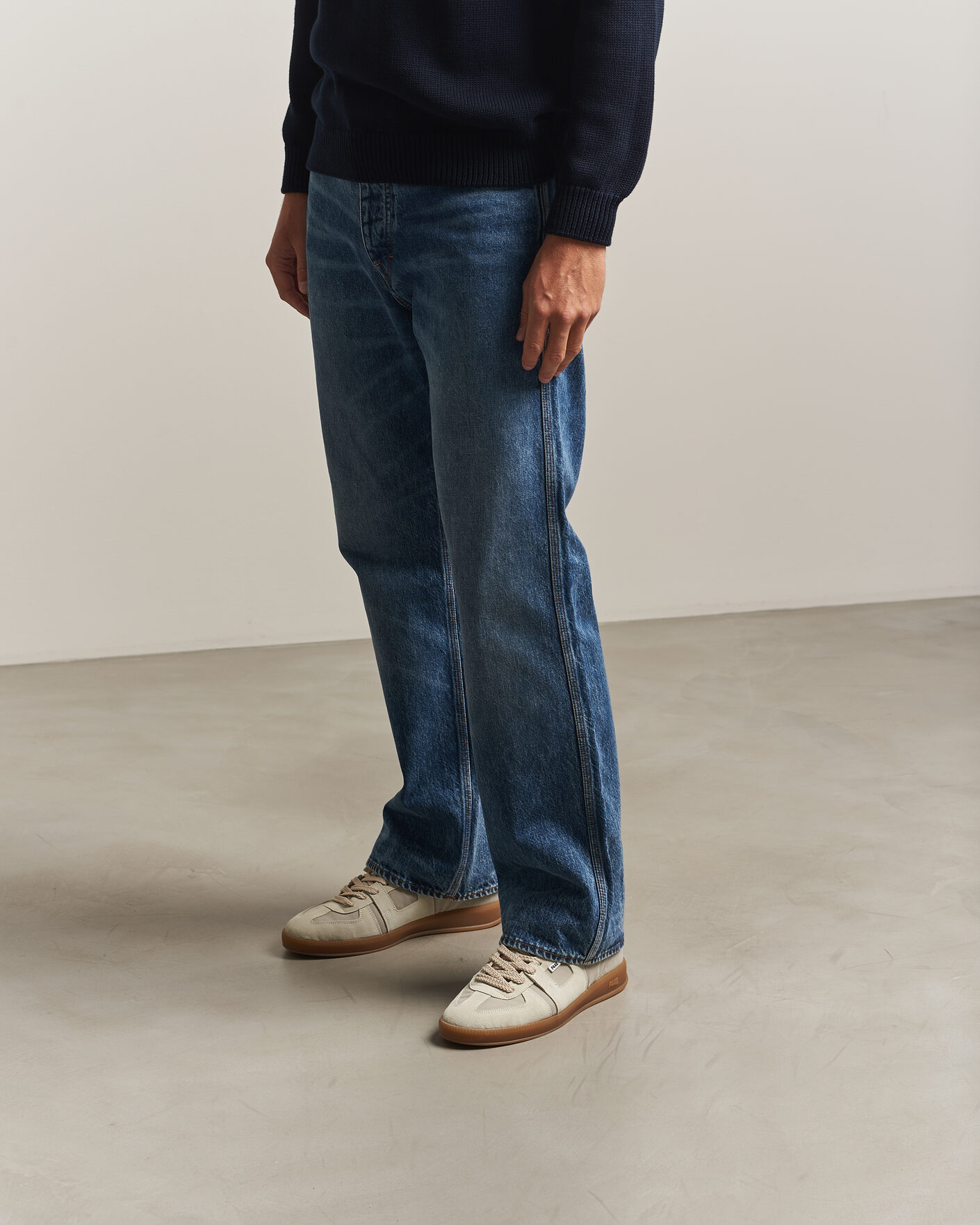 Mies | Tennarit | P448 | Monza Suede Sneaker Beige/White