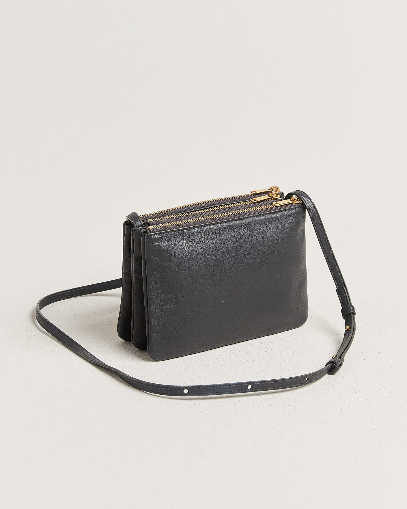 Mies | Pre-Owned & Vintage Bags | Celine Pre-Owned | Trio Bag Small Grey