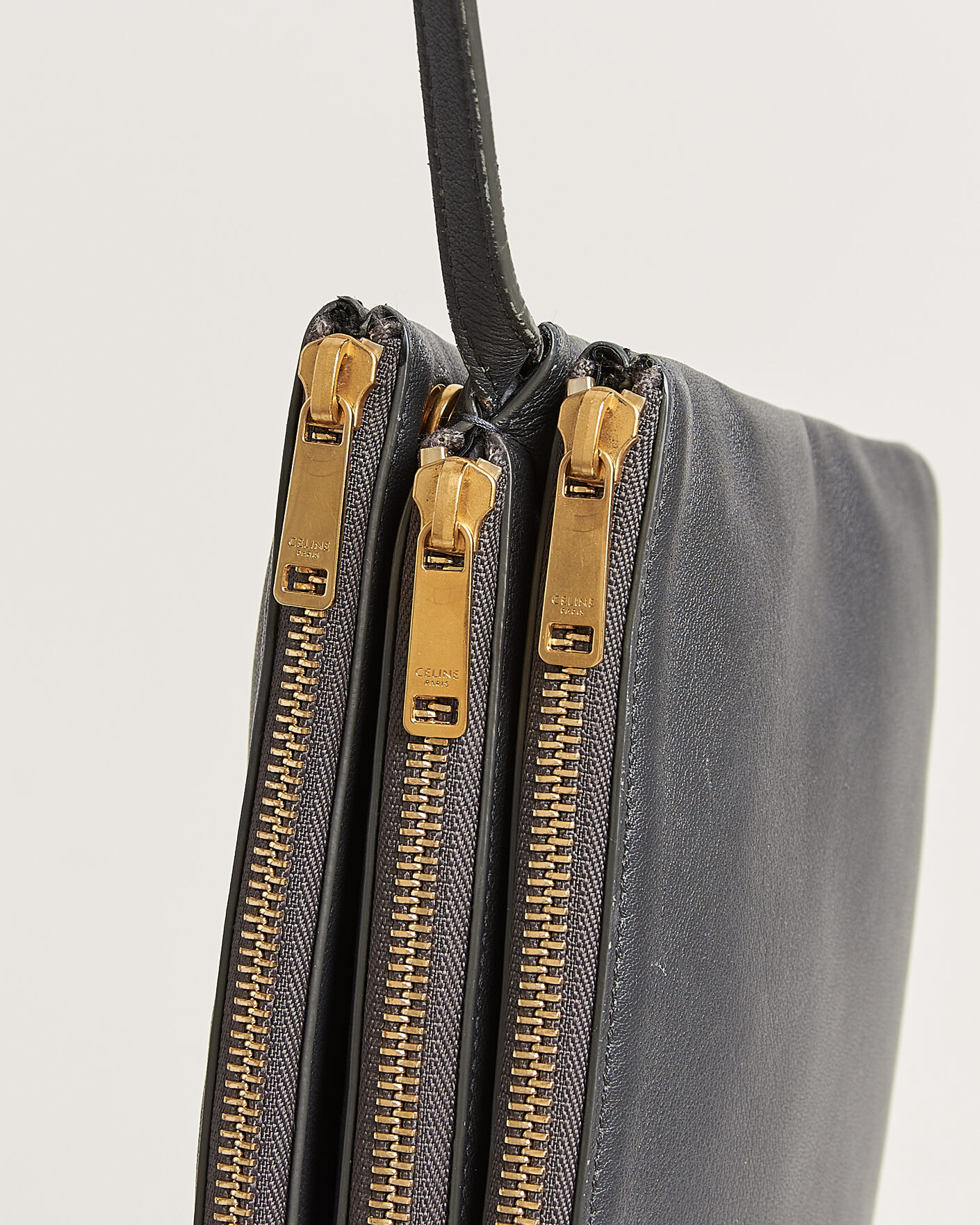 Mies | Pre-Owned & Vintage Bags | Celine Pre-Owned | Trio Bag Small Grey