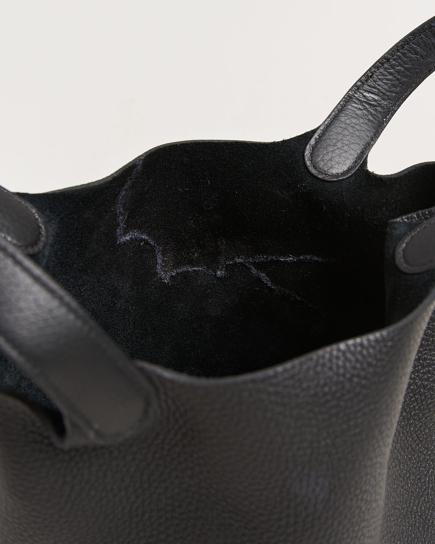 Mies | Pre-Owned & Vintage Bags | Hermès Pre-Owned | Picotin Lock 18 Black