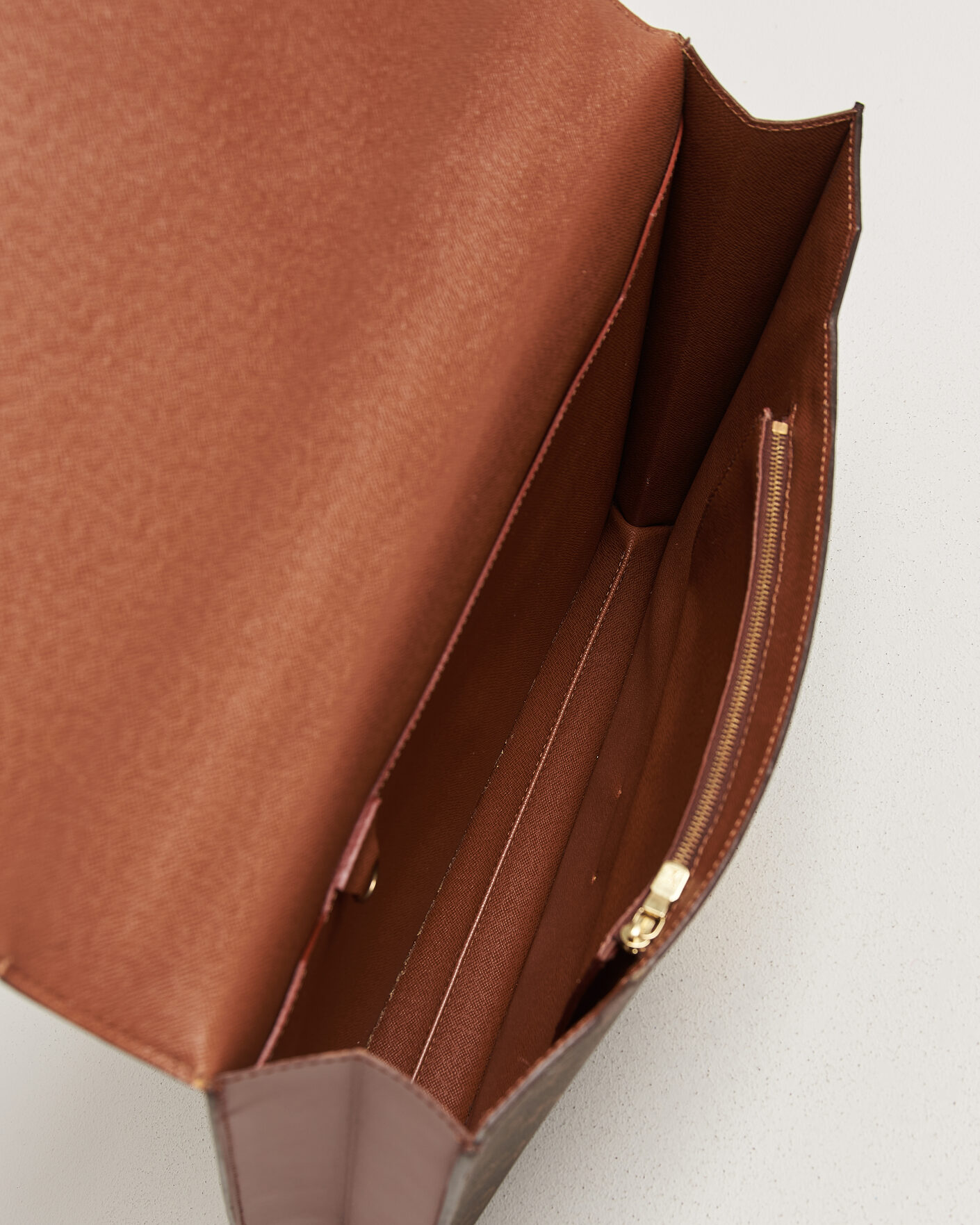 Mies | Pre-Owned & Vintage Bags | Louis Vuitton Pre-Owned | Porte Document Bandouliére Monogram