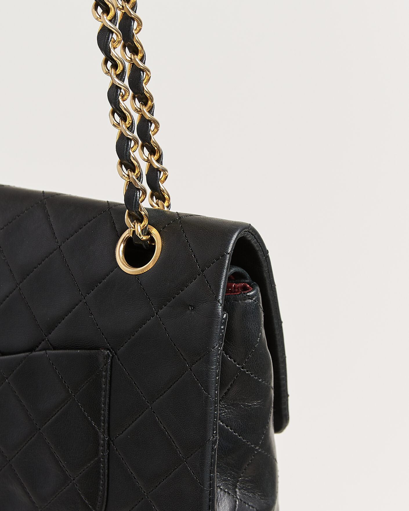 Mies | Chanel Pre-Owned Classic Medium Double Flap Bag Lambskin Black | Chanel Pre-Owned | Classic Medium Double Flap Bag Lambskin Black