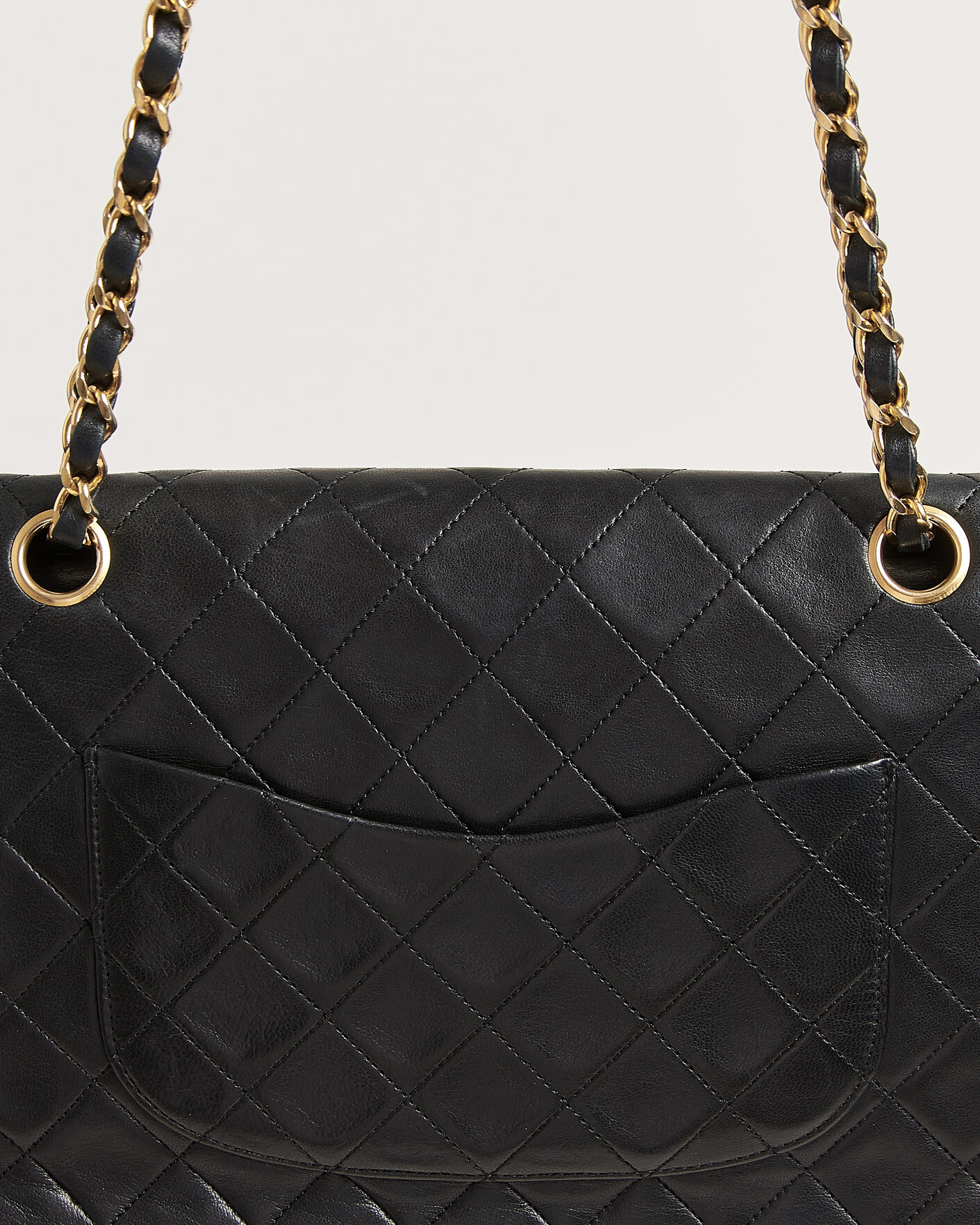 Mies | Chanel Pre-Owned Classic Medium Double Flap Bag Lambskin Black | Chanel Pre-Owned | Classic Medium Double Flap Bag Lambskin Black