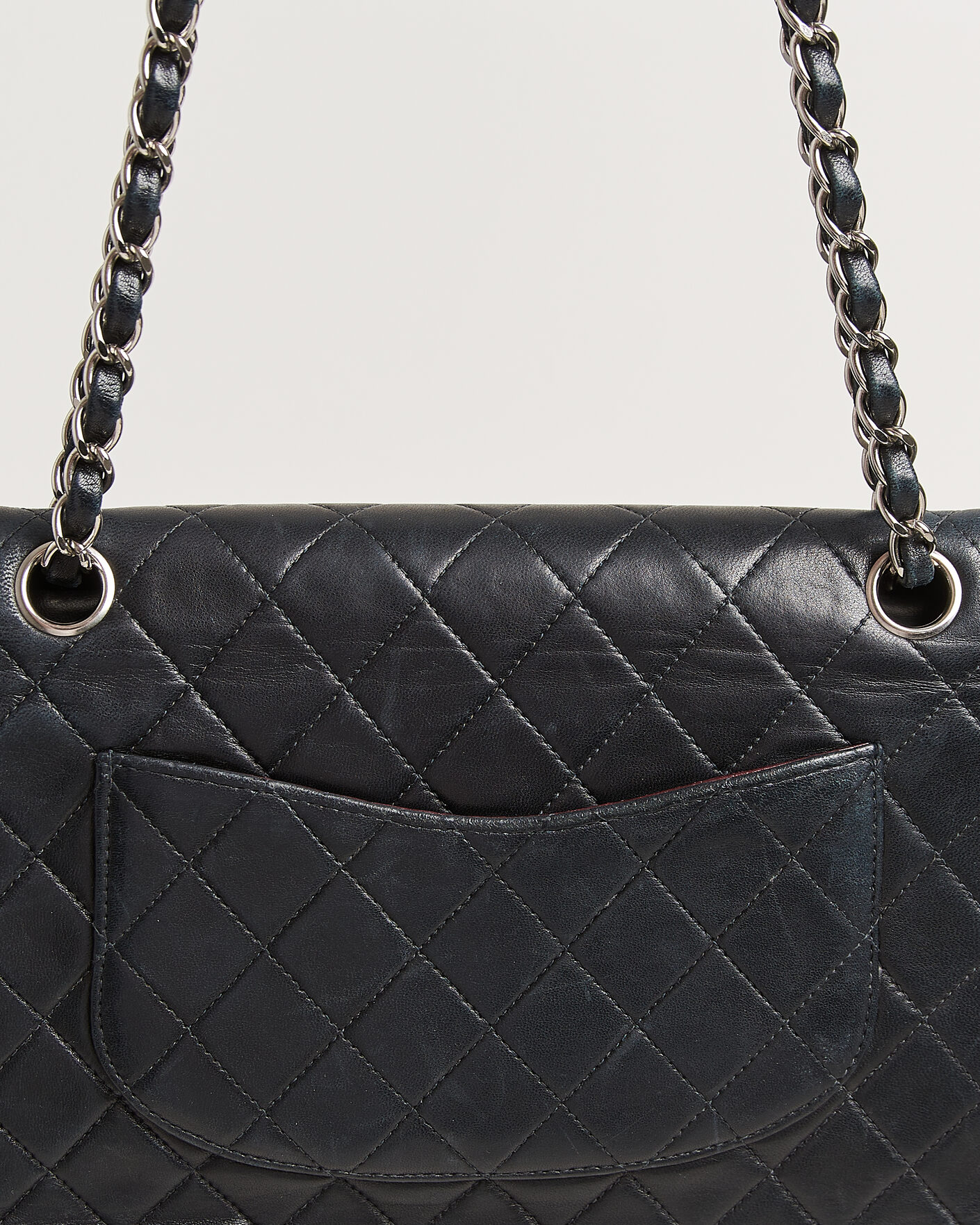Mies | Pre-Owned & Vintage Bags | Chanel Pre-Owned | Classic Medium Double Flap Bag Lambskin Black