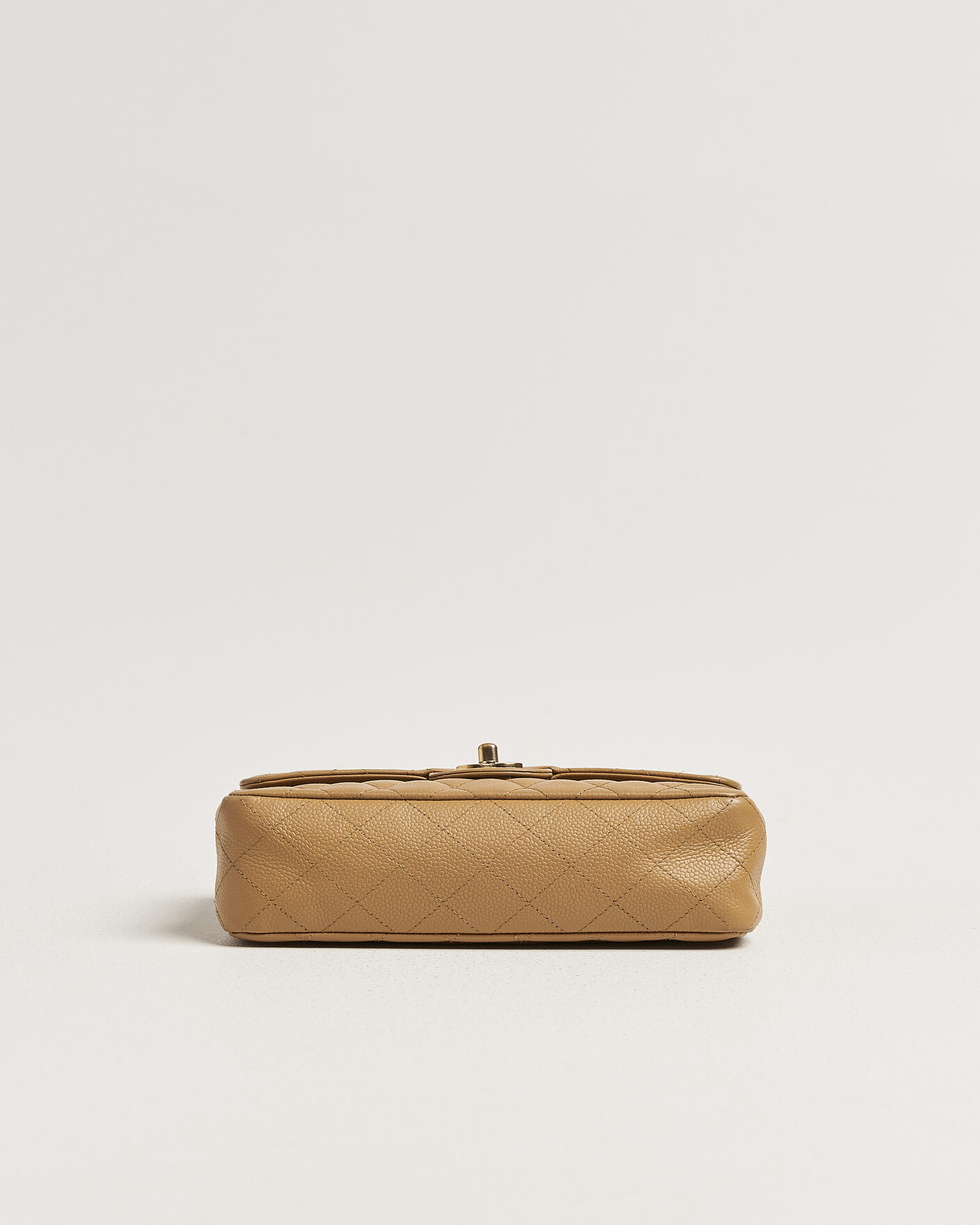 Mies | Pre-Owned & Vintage Bags | Chanel Pre-Owned | Classic Small Double Flap Bag Caviar Leather Beige