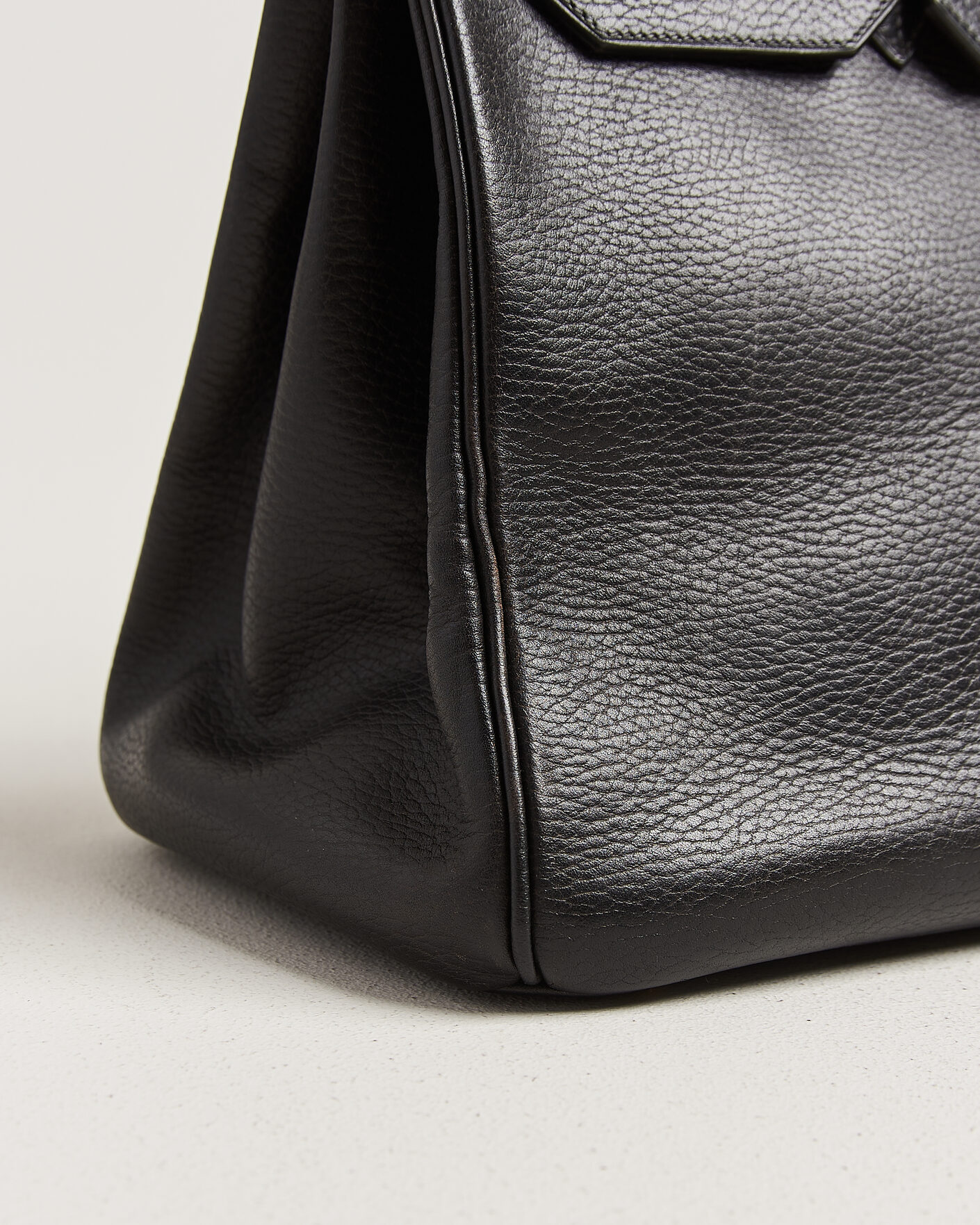 Mies | Pre-Owned & Vintage Bags | Hermès Pre-Owned | Birkin 35 Retourné Ardennes Leather Black