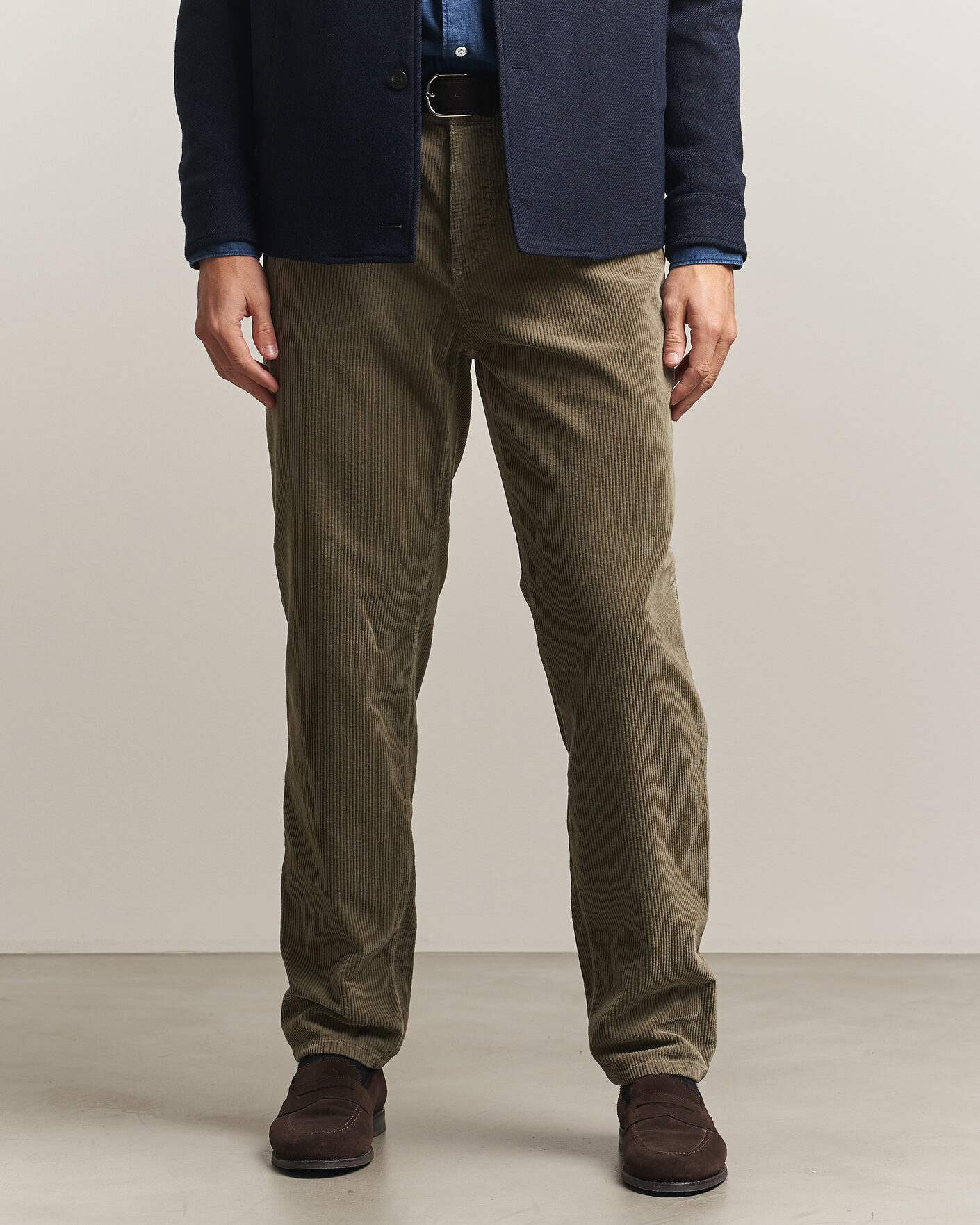 Mies | Housut | Brunello Cucinelli | Leisure Fit Corduroy 5-Pocket Pants Olive