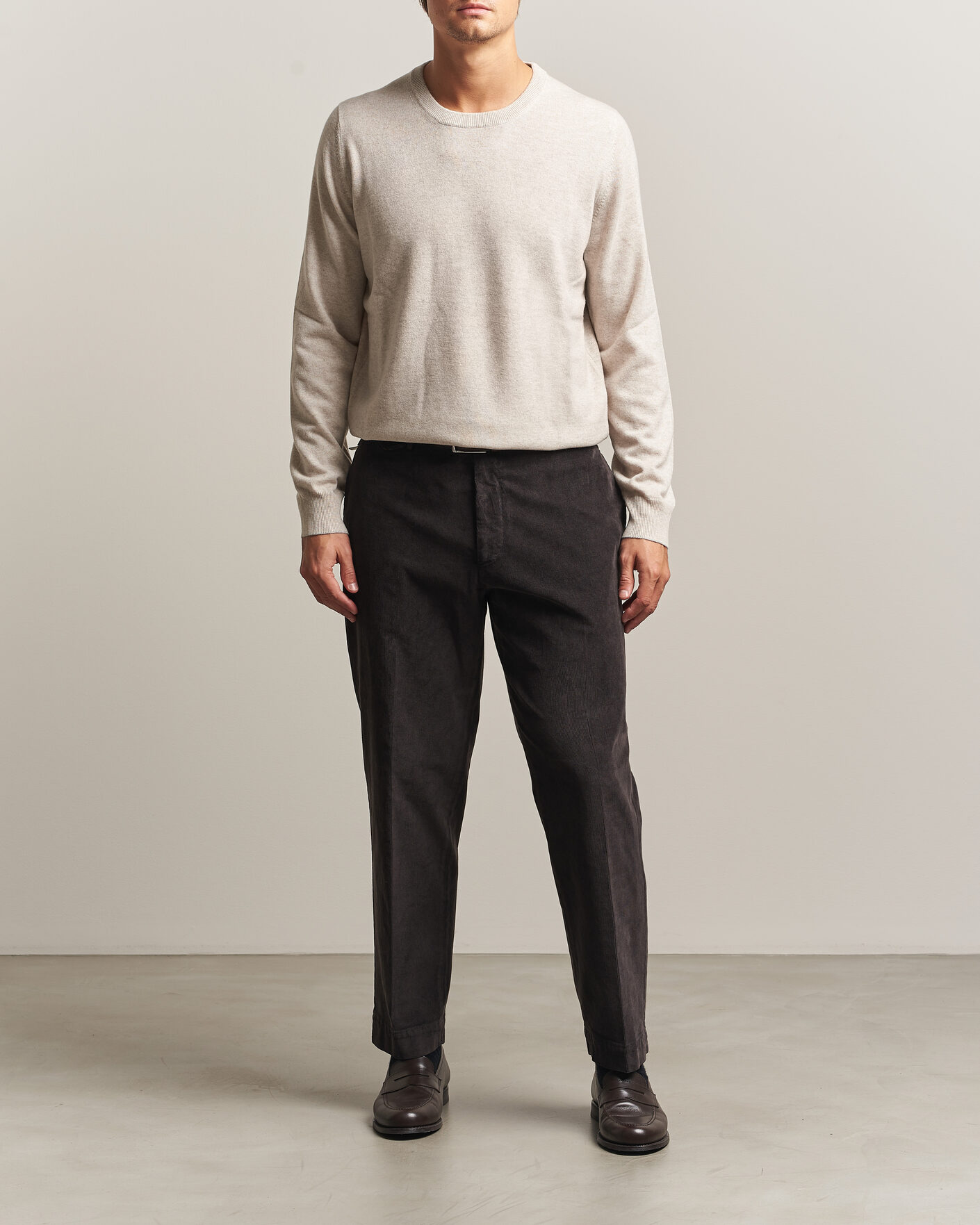 Mies | Puserot | Brunello Cucinelli | 2 Ply Cashmere Pullover Oyster