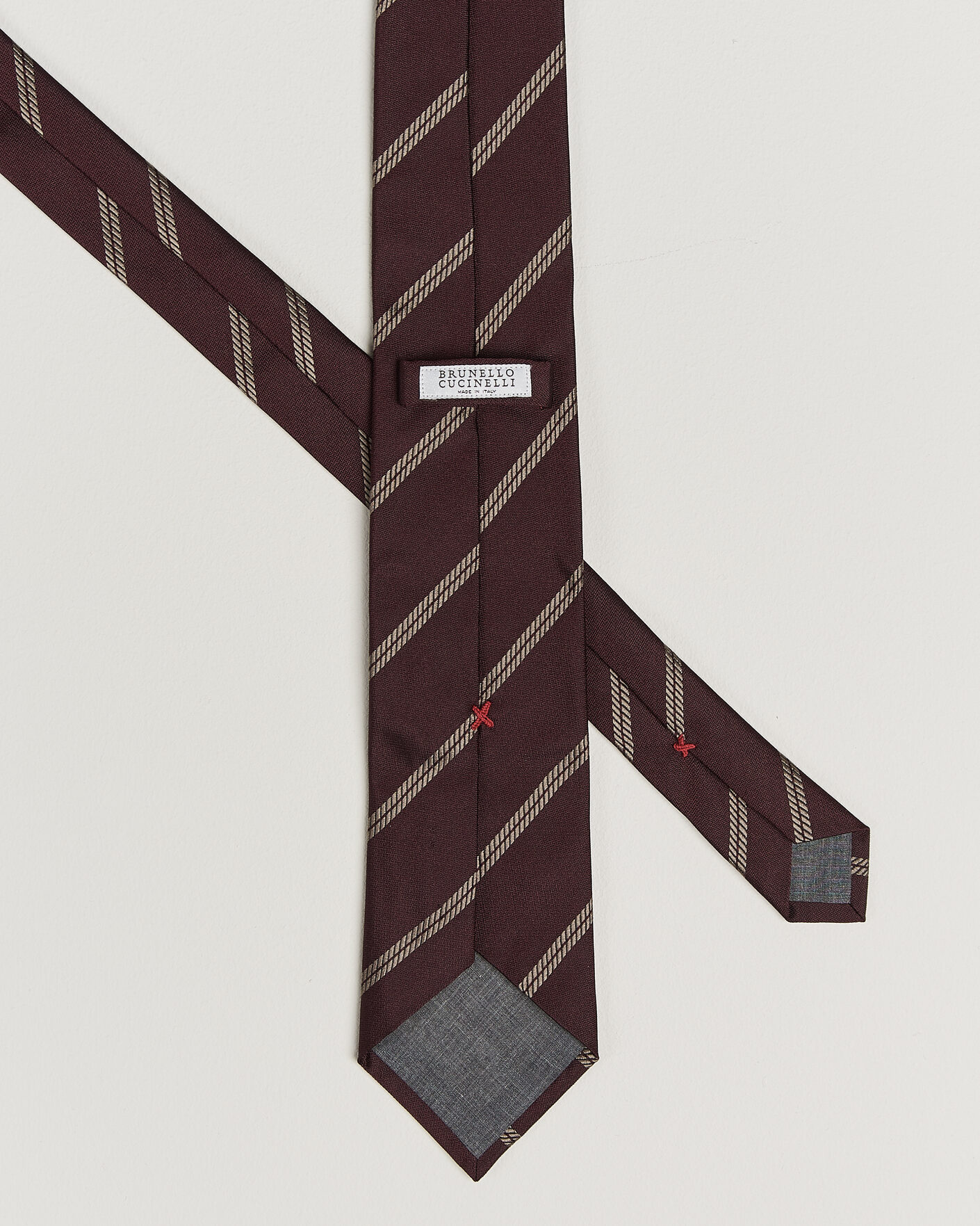 Mies | Solmiot | Brunello Cucinelli | Regimental Stripe Silk Tie Burgundy