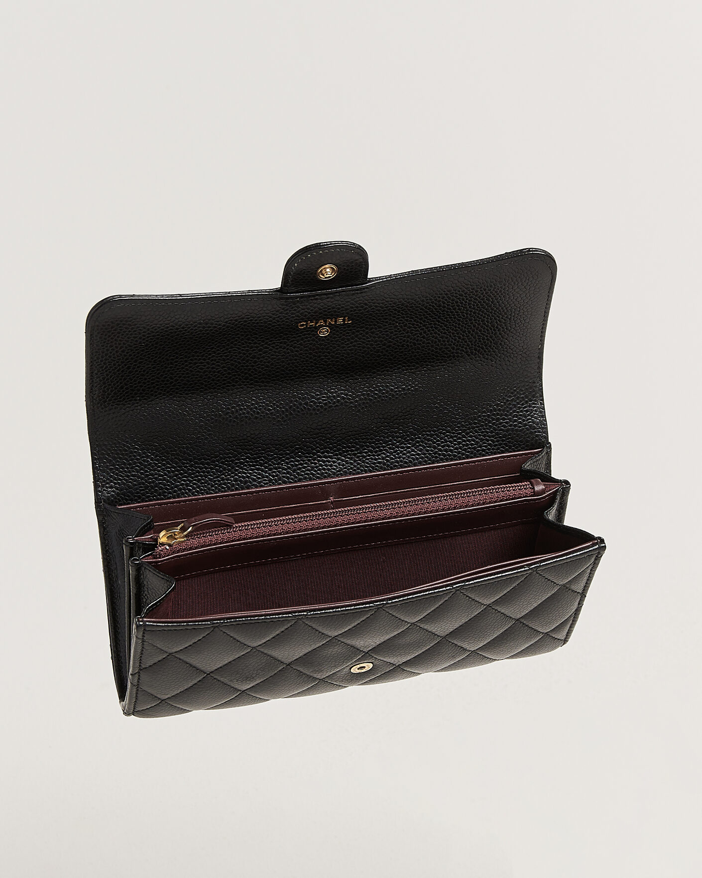 Mies | Pre-Owned & Vintage Bags | Chanel Pre-Owned | Classic  Long Flap Wallet Caviar Leather Black