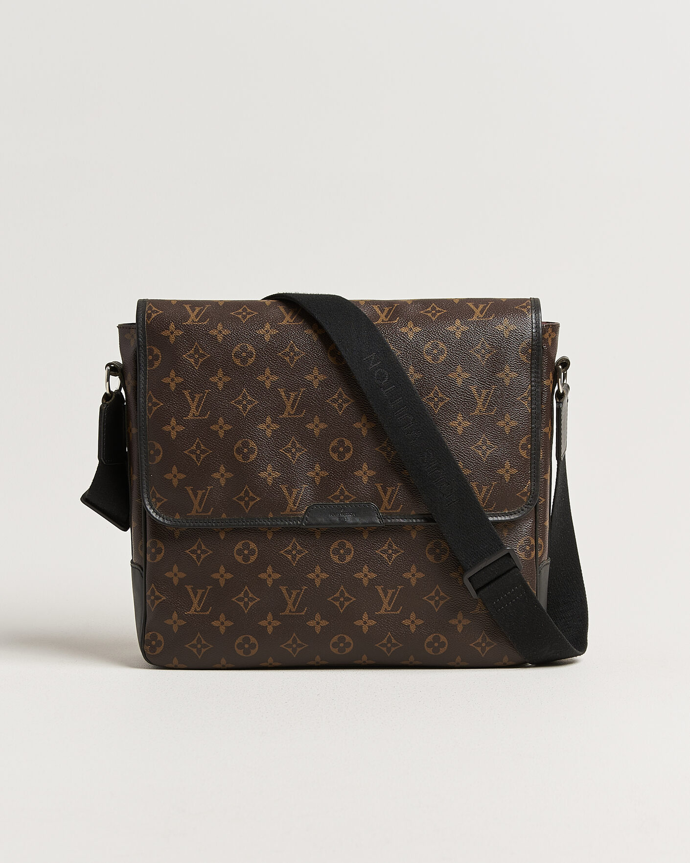Mies | Pre-Owned & Vintage Bags | Louis Vuitton Pre-Owned | Abbesses Messenger Bag Monogram Macassar