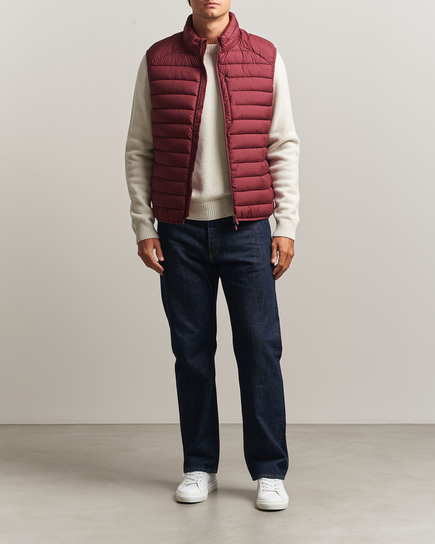 Mies | Ulkoliivit | Save The Duck | Rhus Matt Lightweight Vest Wine Red