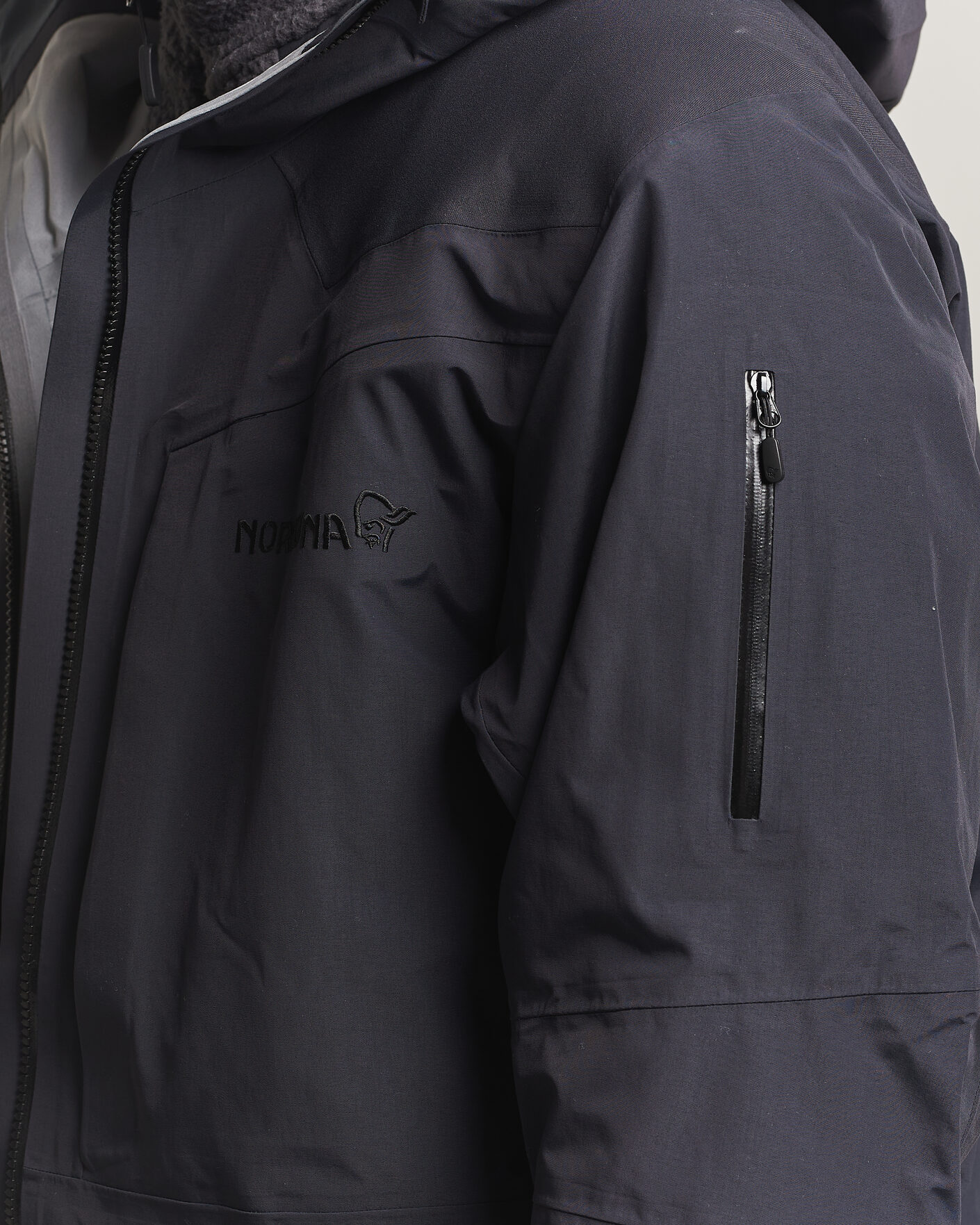 Mies | Takit | Norrøna | Tamok Dri3 Jacket Caviar Black