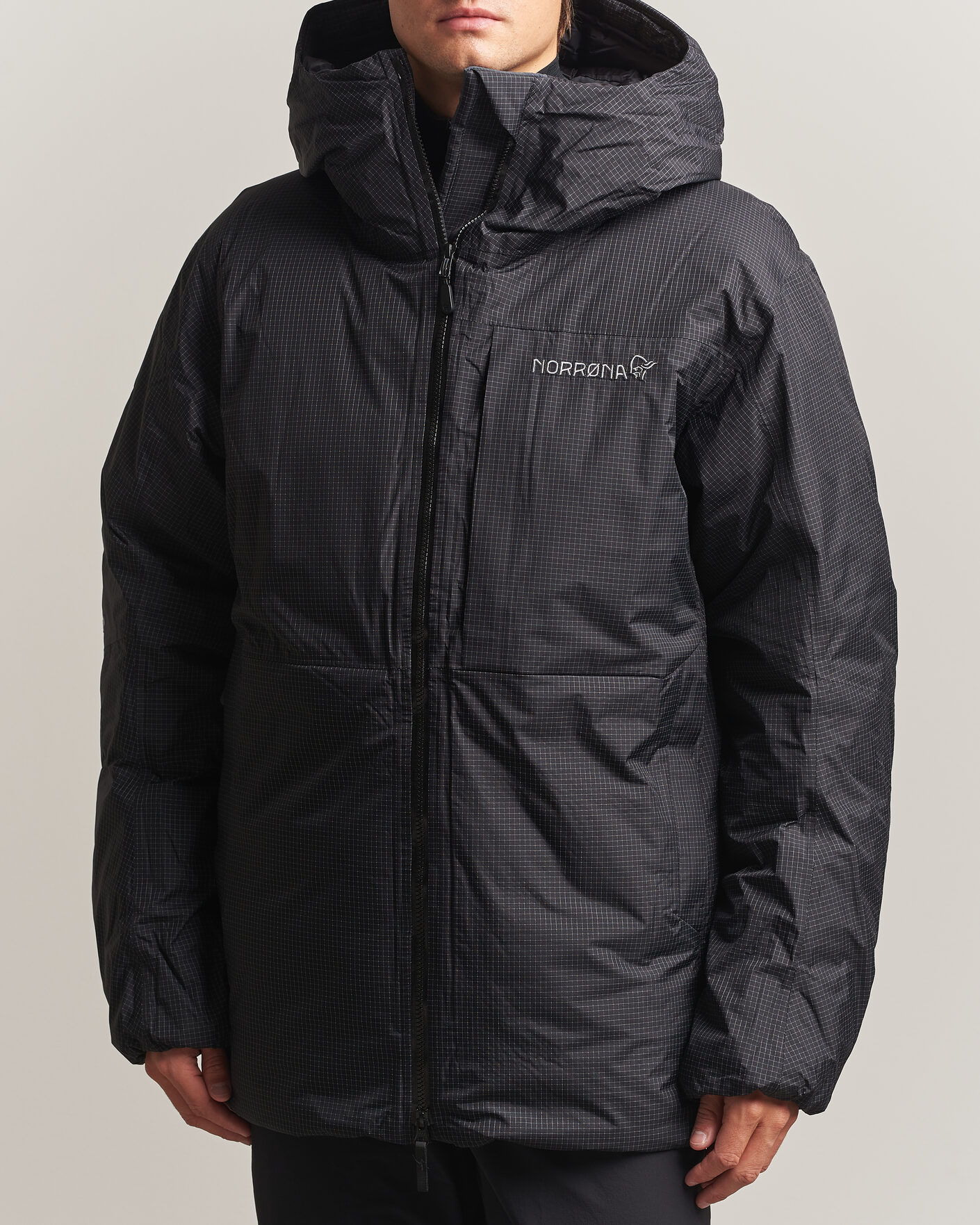Mies | Takit | Norrøna | Trollveggen dri2 Down 800 Zip Hood Caviar Black