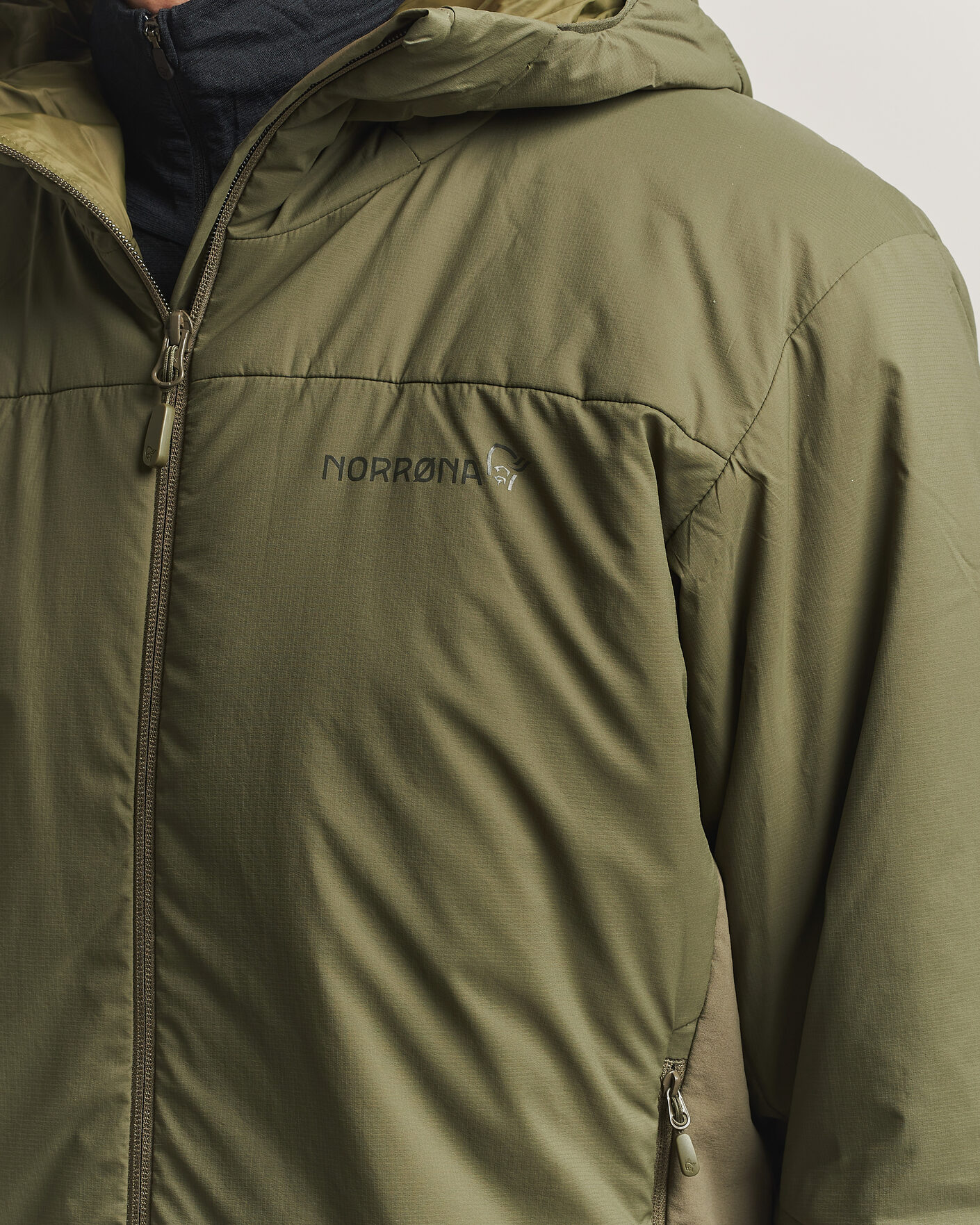 Mies | Takit | Norrøna | Femund Thermo Zip Hood Olive Night
