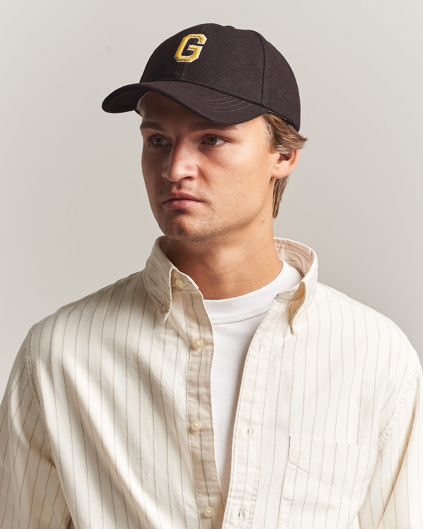 Mies | Päähineet | Gant | G Badge Wool Melton Cap Charred Wood Brown