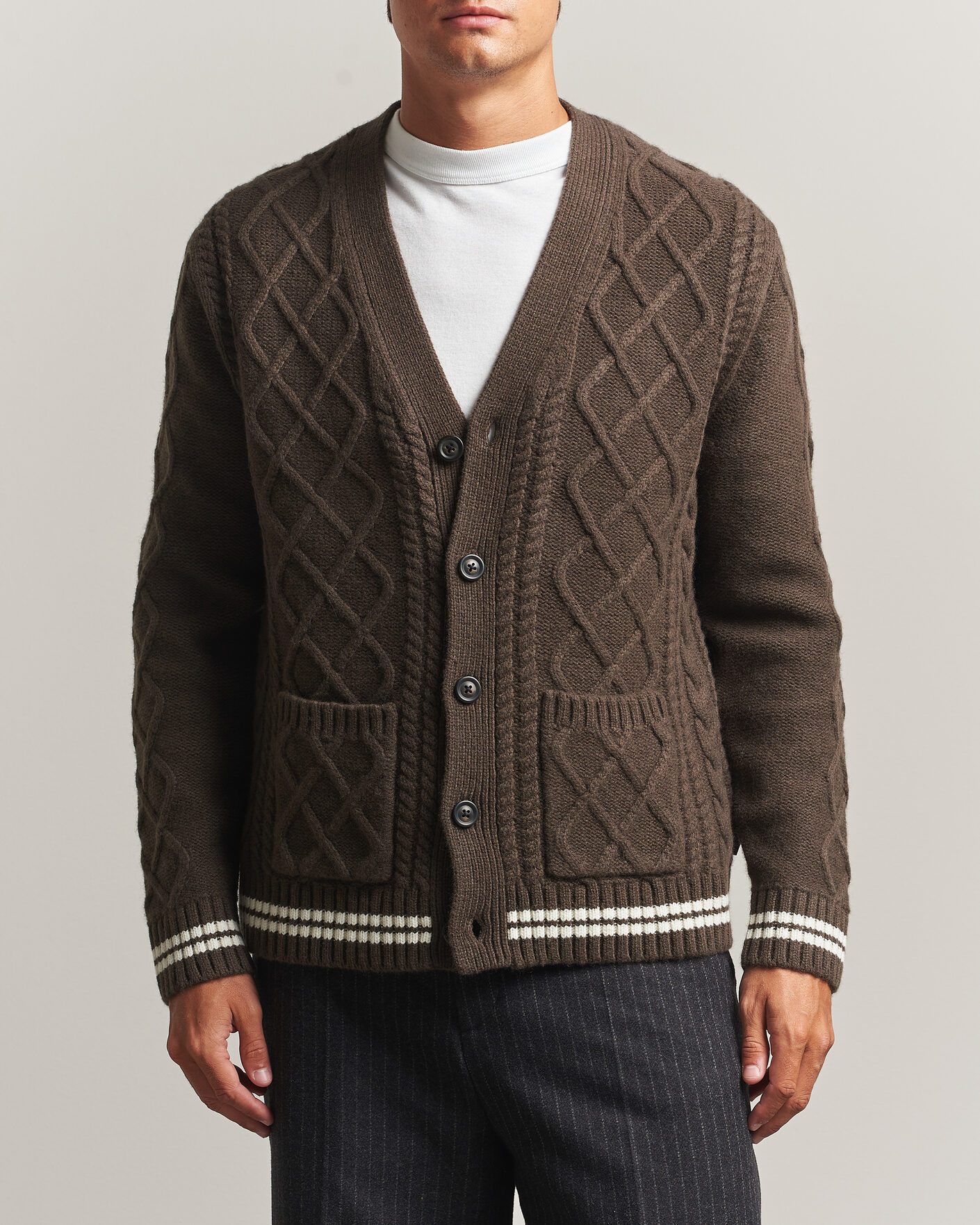 Mies | Puserot | Gant | Wool Cable Knitted Cardigan Shadow Brown