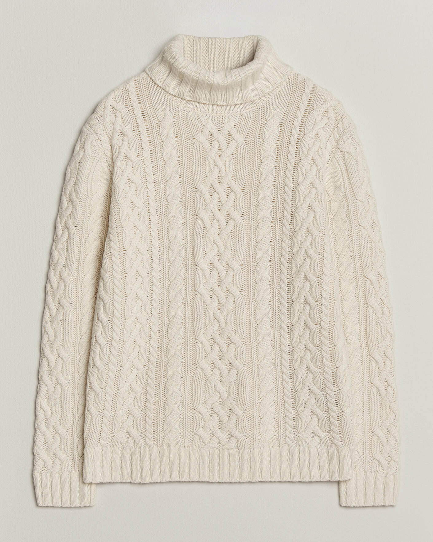 Mies | Puserot | Gant | Wool/Cotton Cable Knitted Turtleneck Cream