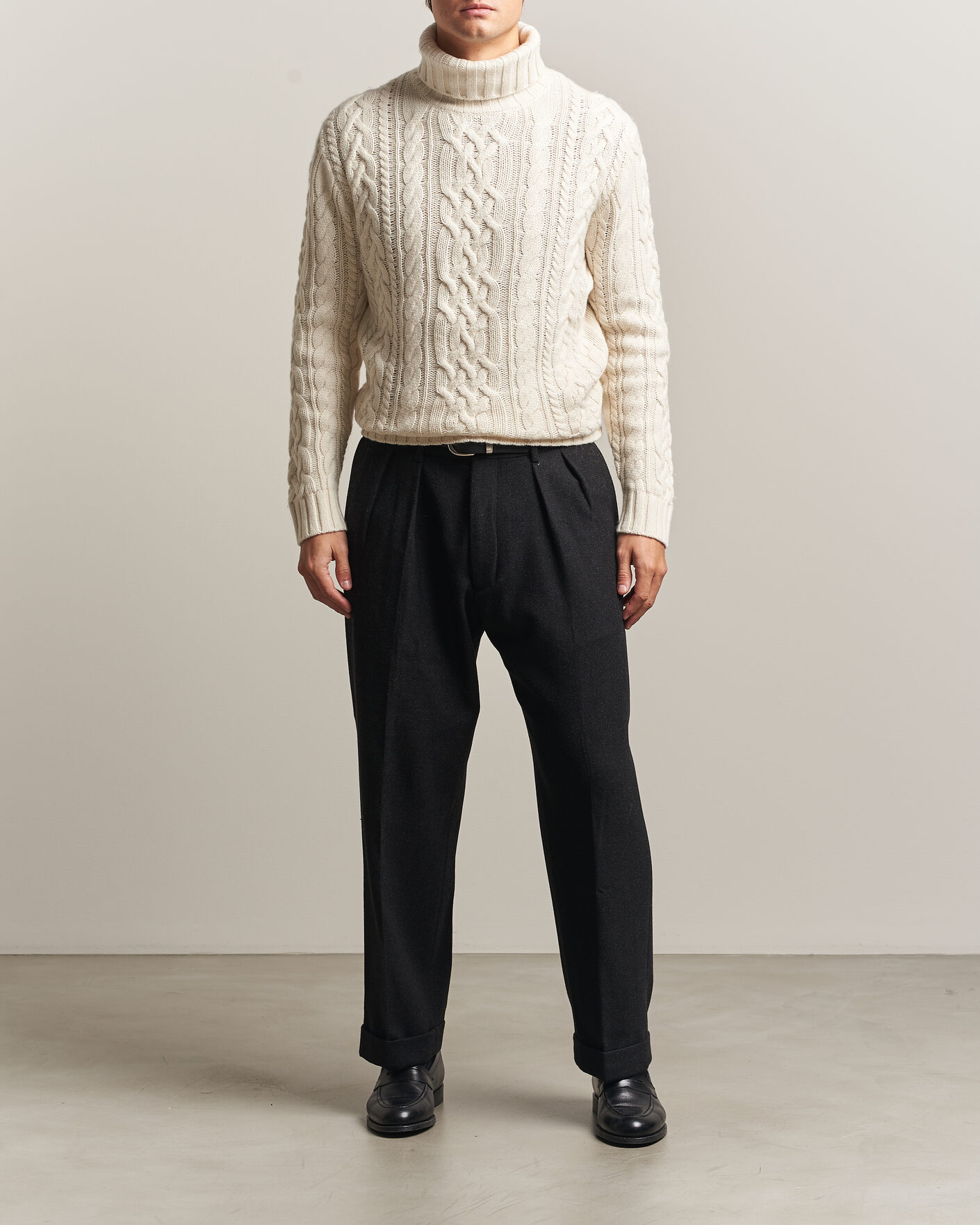 Mies | Puserot | Gant | Wool/Cotton Cable Knitted Turtleneck Cream