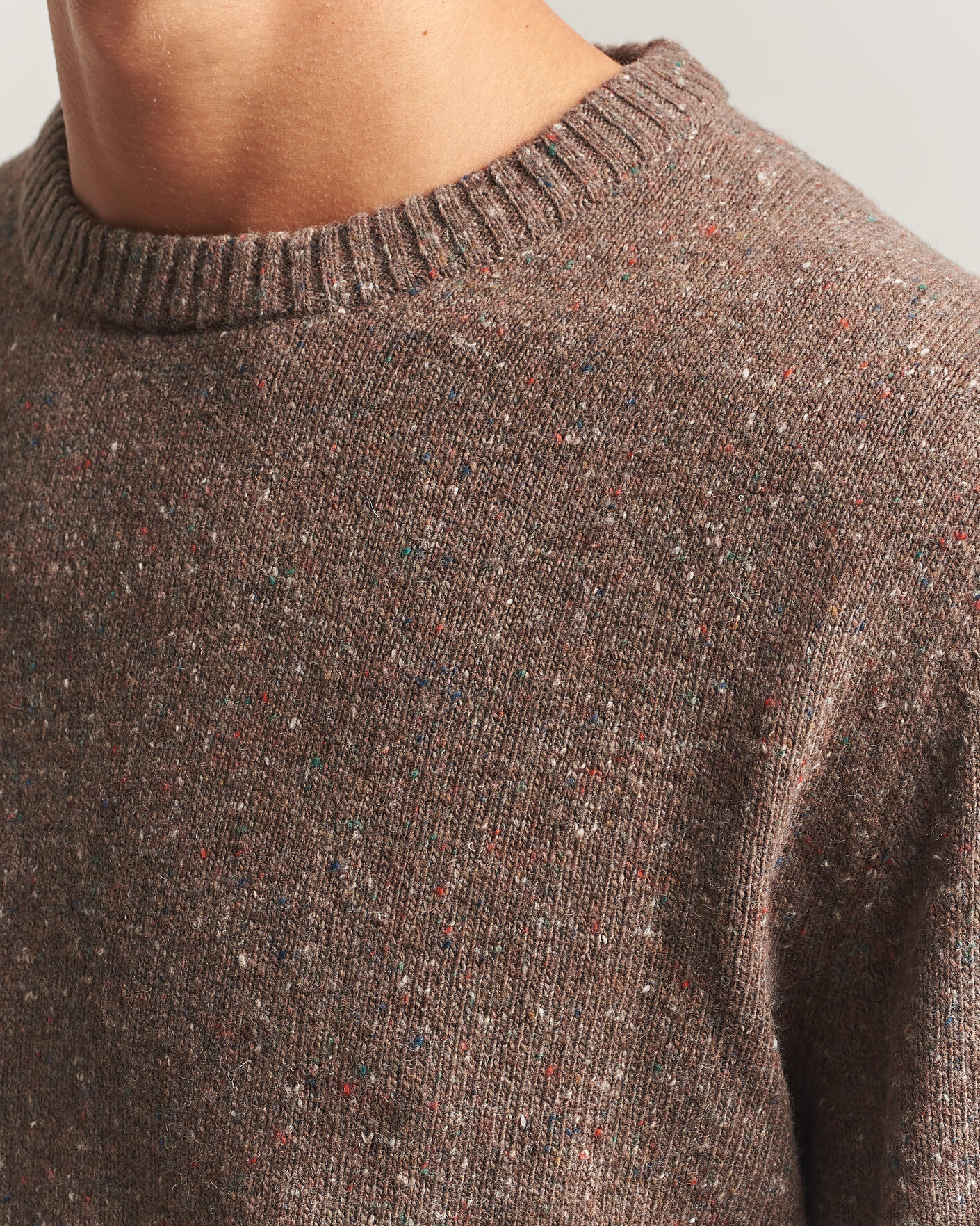 Mies | Puserot | Gant | Neps Wool Crew Neck Sweater Faded Taupe