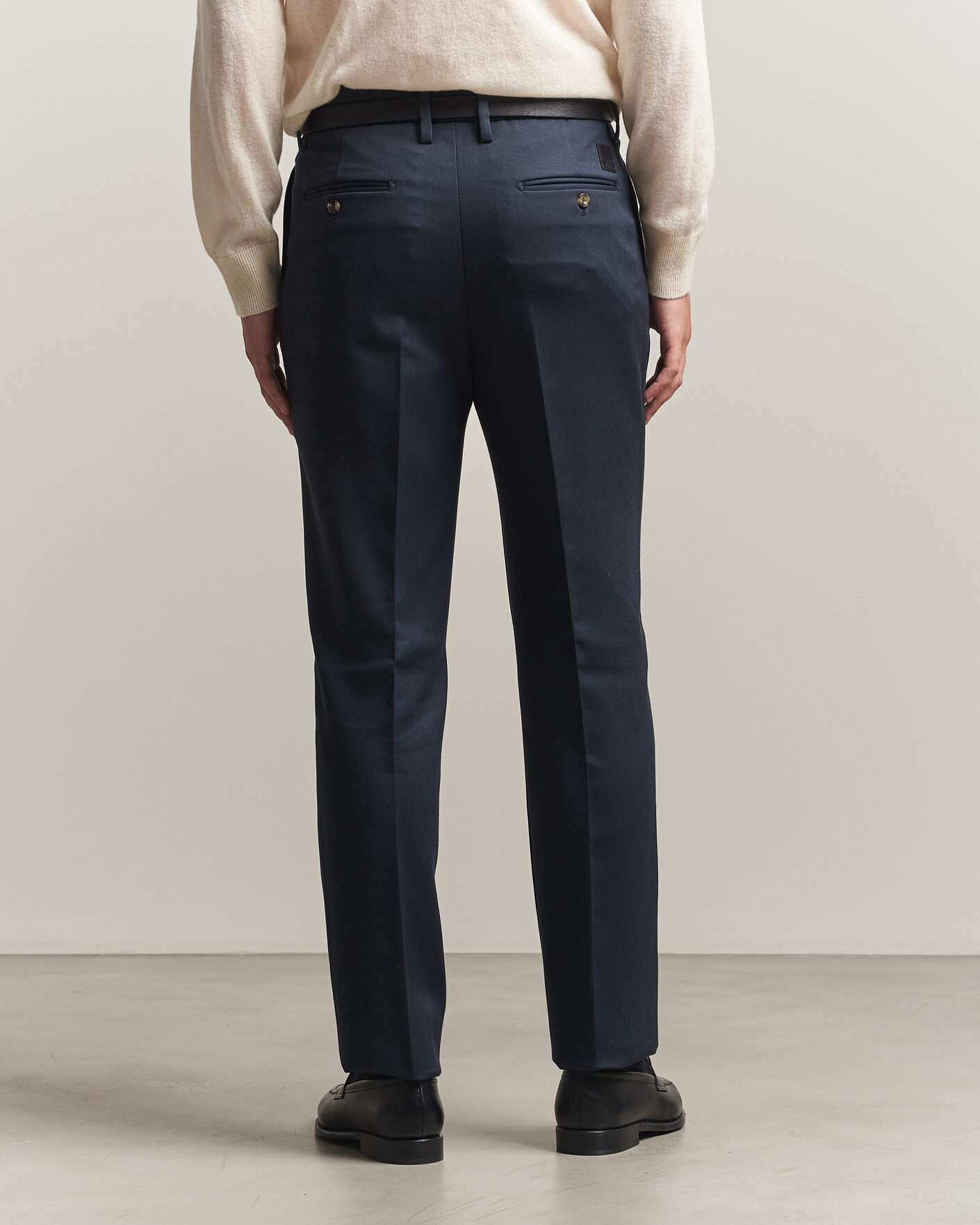 Mies | Housut | Jacob Cohën | Lucas Pleated Cotton Gabardine Trousers Navy