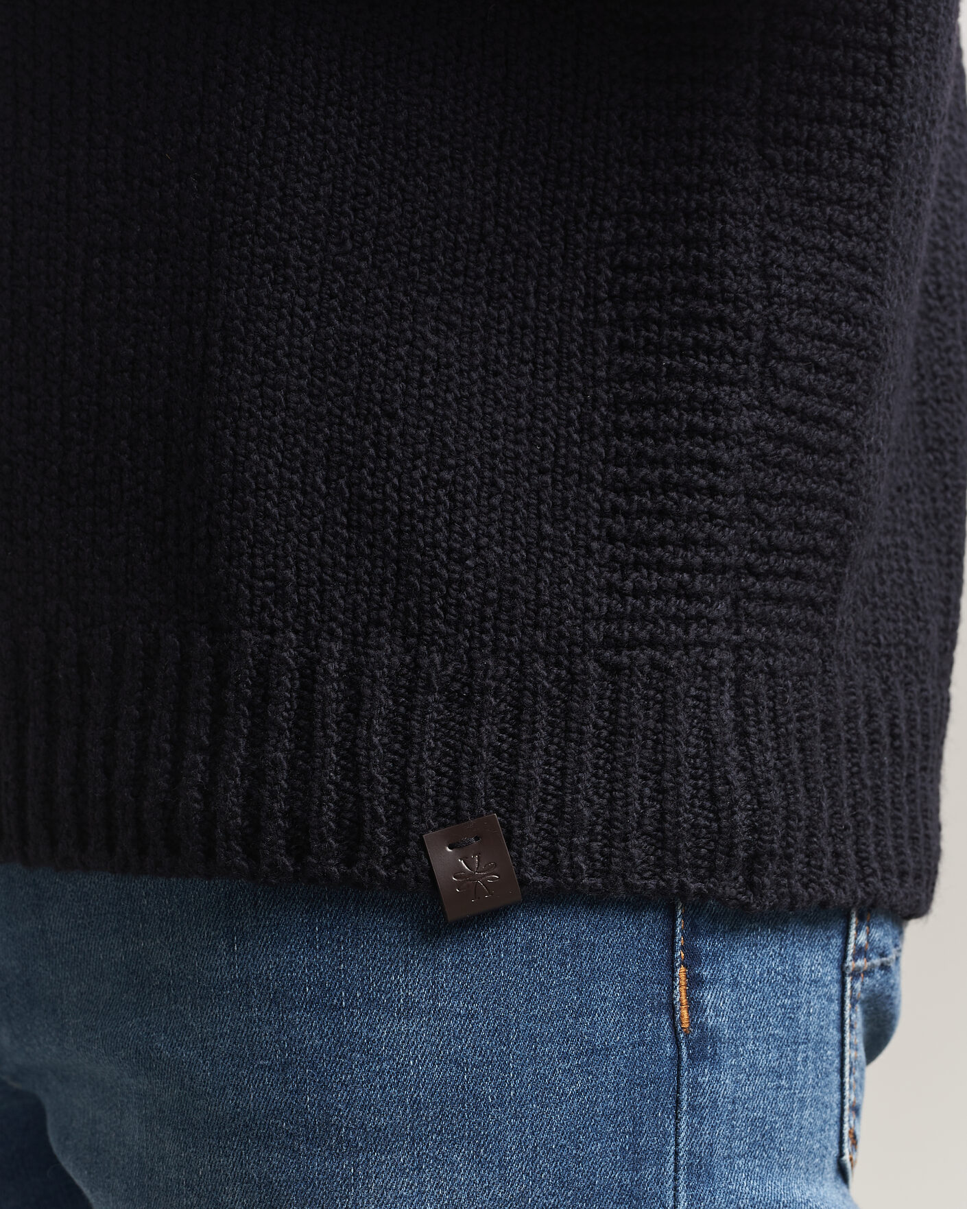 Mies | Puserot | Jacob Cohën | Muffled Virgin Wool Link Stitch Sweater Navy