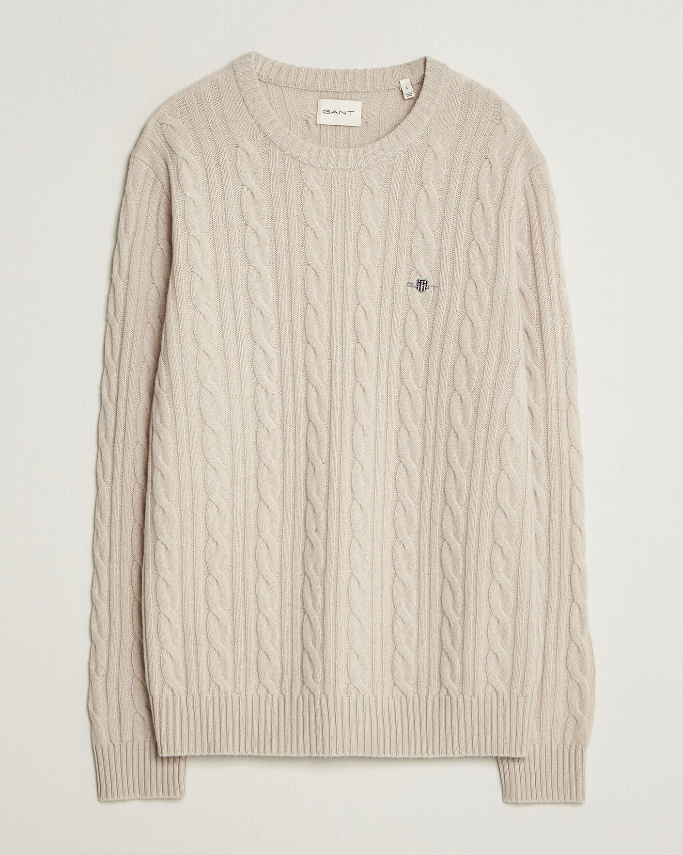 Mies | Puserot | Gant | Lambswool Cable Crew Neck Clay Beige