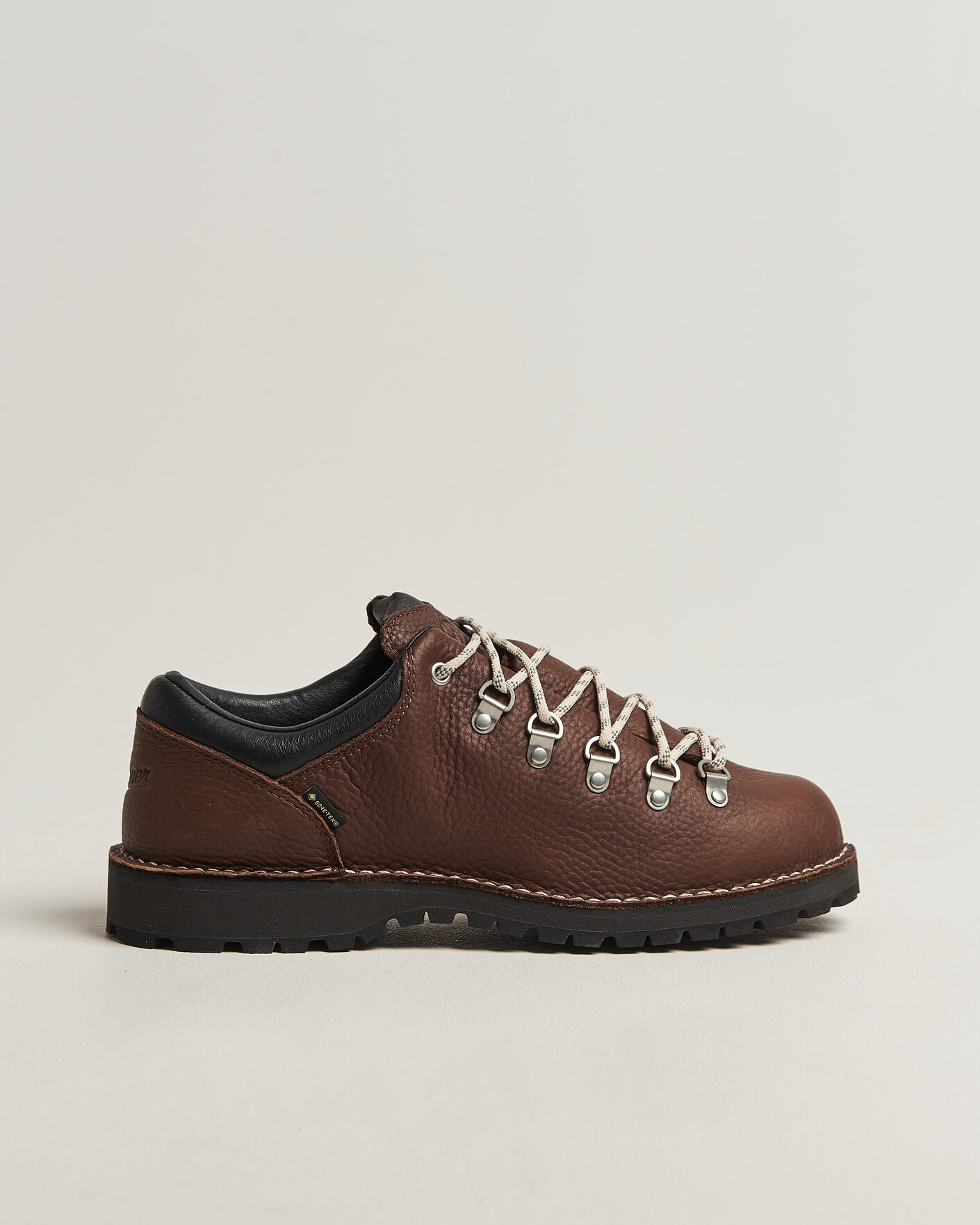 Mies | Nilkkurit | Danner | Trail Field GORE-TEX Low Boot Brown