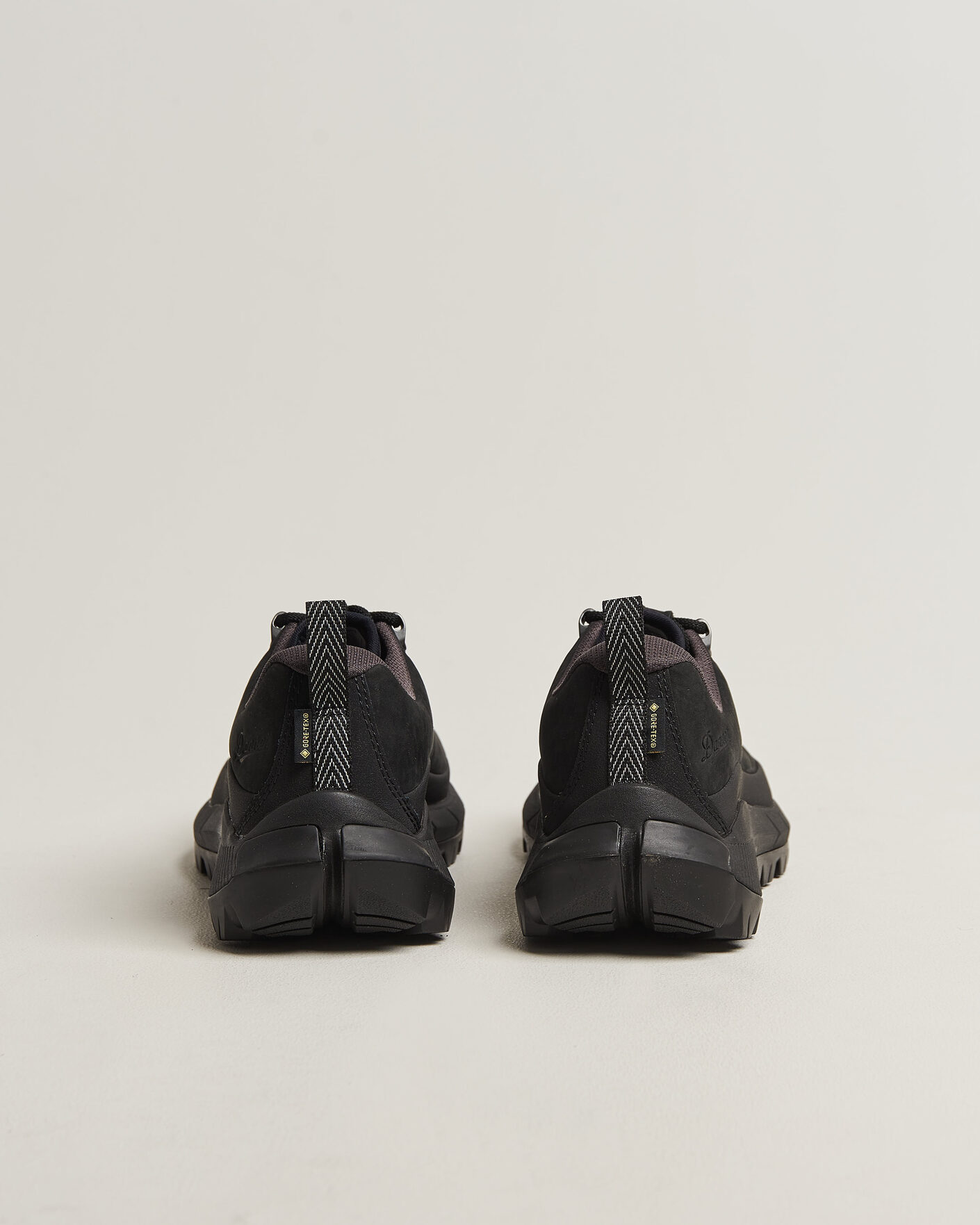 Mies | Vaelluskengät | Danner | MTN45 Nubuck GORE-TEX Trail Shoe Black