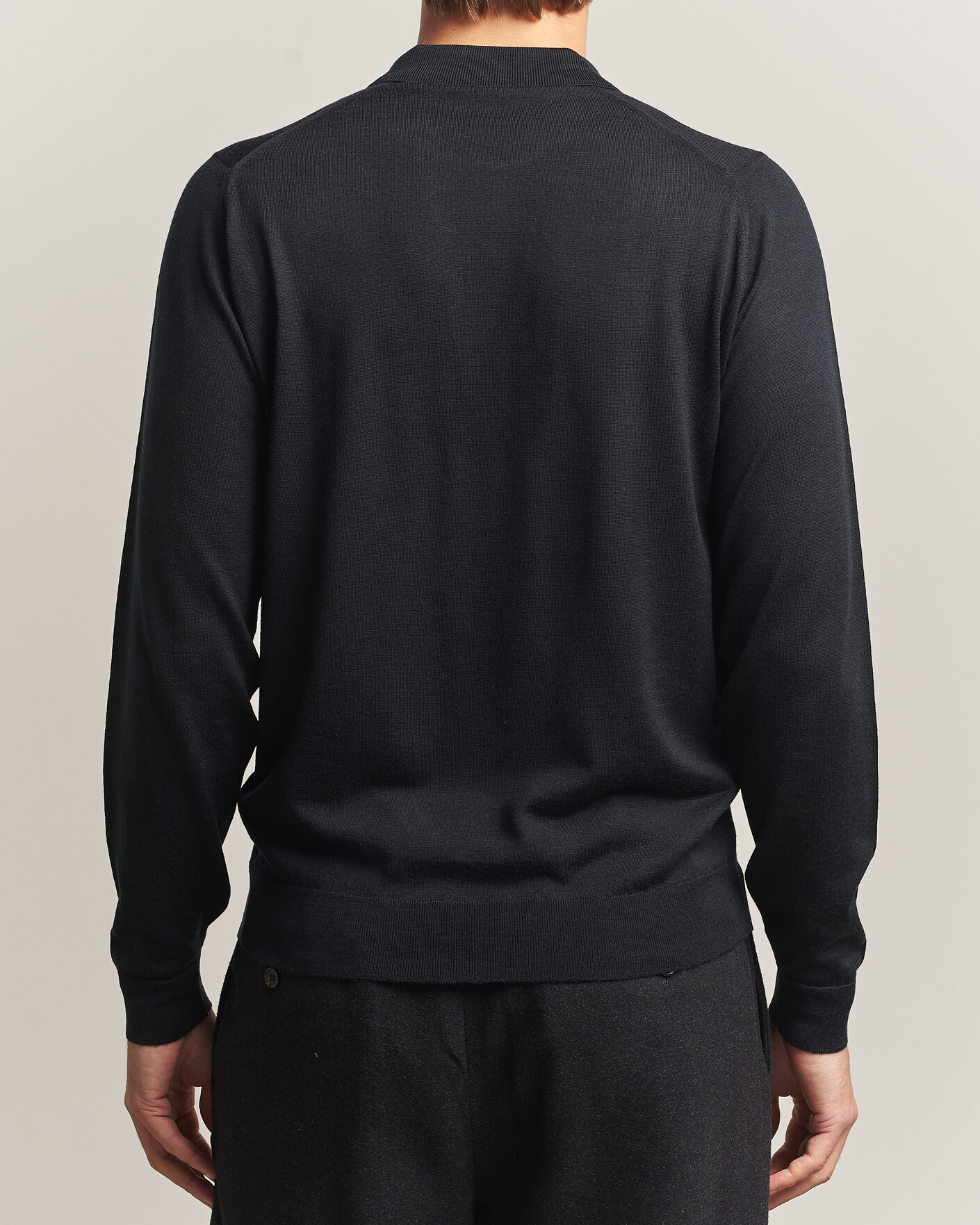 Mies | Puserot | John Smedley | Belper Extra Fine Merino Polo Pullover Black