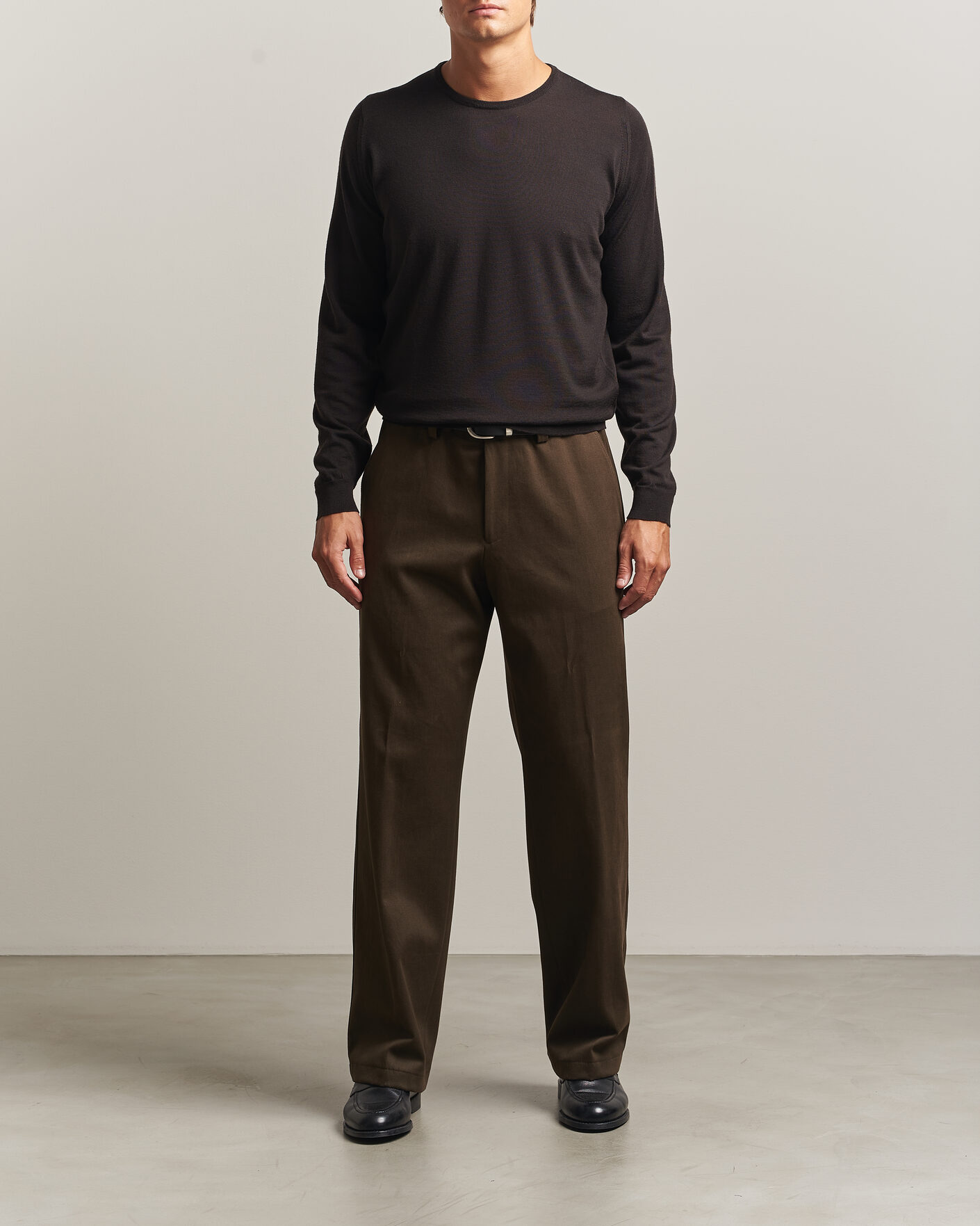 Mies | Puserot | John Smedley | Lundy Extra Fine Merino Crew Neck Faulkner Brown