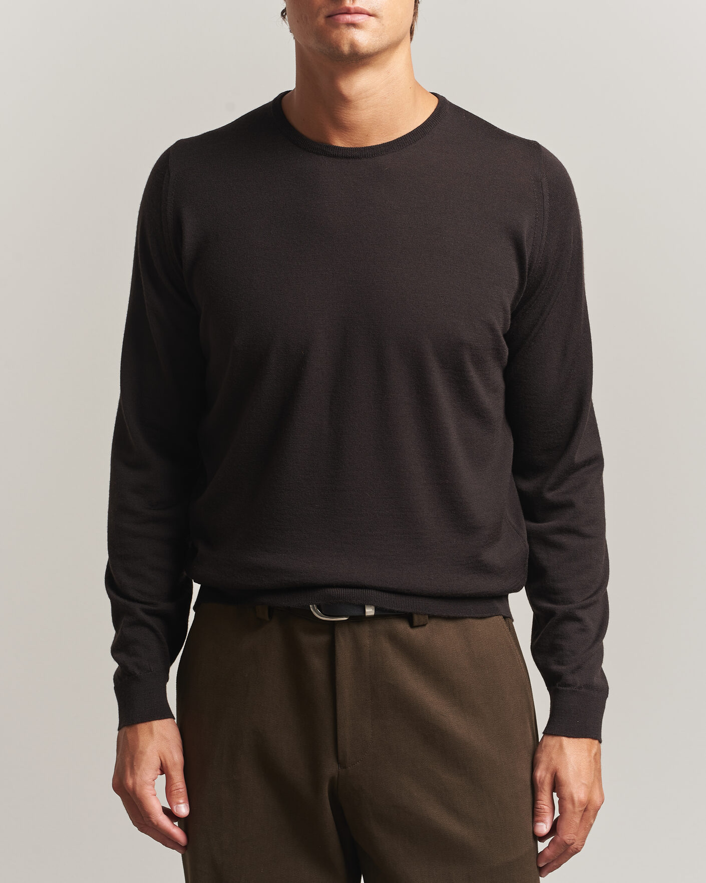 Mies | Puserot | John Smedley | Lundy Extra Fine Merino Crew Neck Faulkner Brown