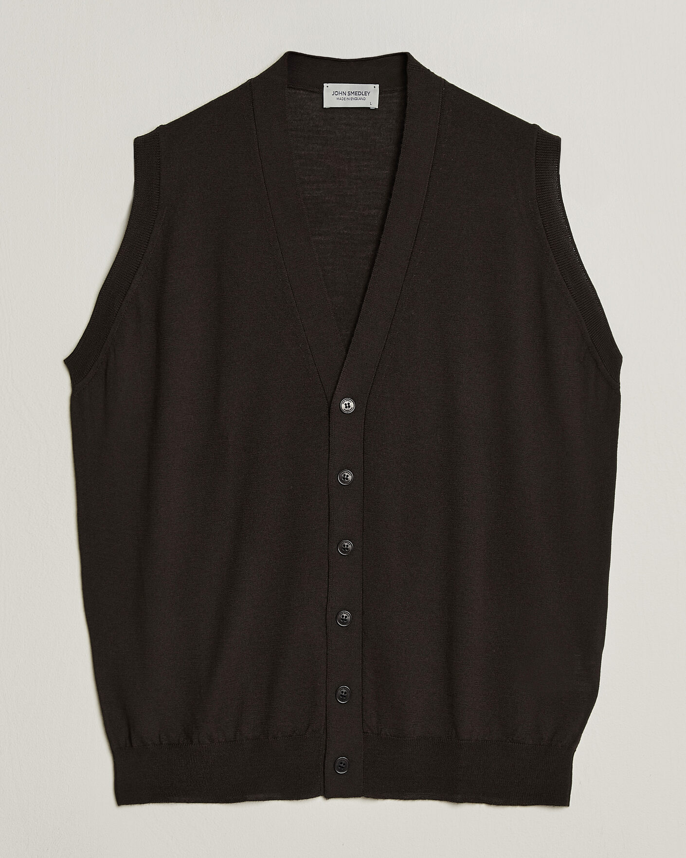 Mies | Puserot | John Smedley | Bolton Extra Fine Merino Waistcoat Faulkner Brown