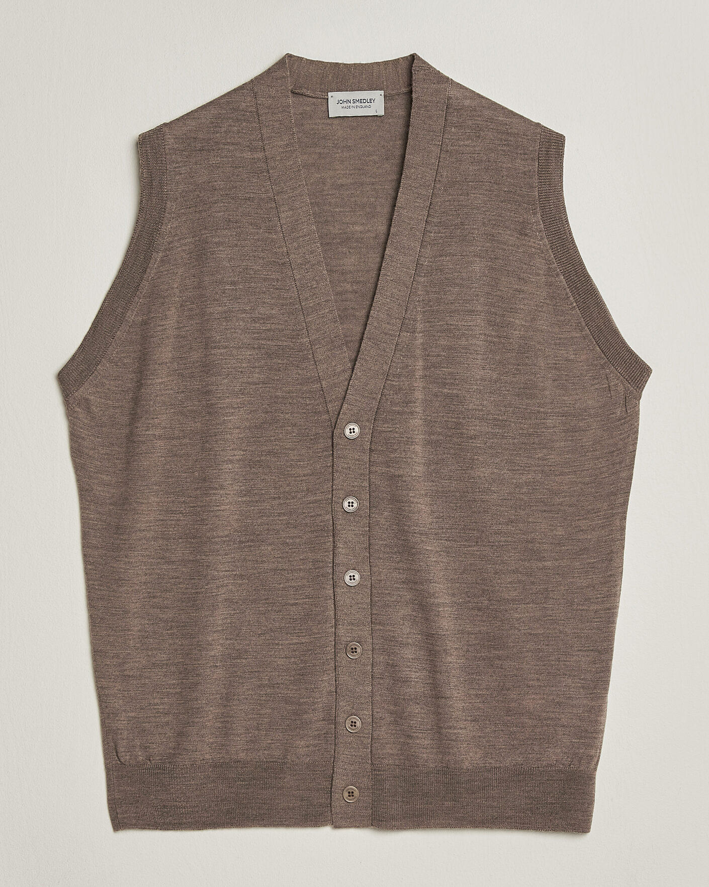 Mies | Puserot | John Smedley | Bolton Extra Fine Merino Waistcoat Mushroom Brown