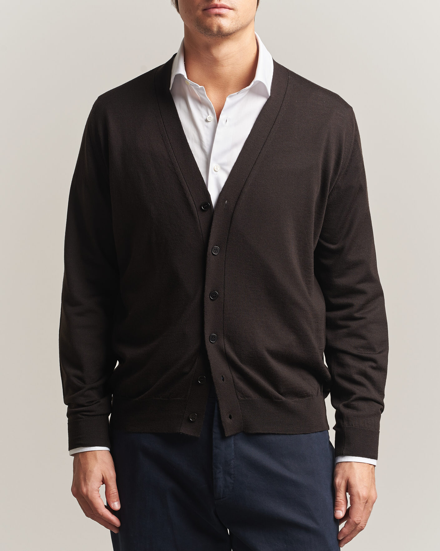 Mies | Puserot | John Smedley | Bradrick Extra Fine Merino Cardigan Faulkner Brown