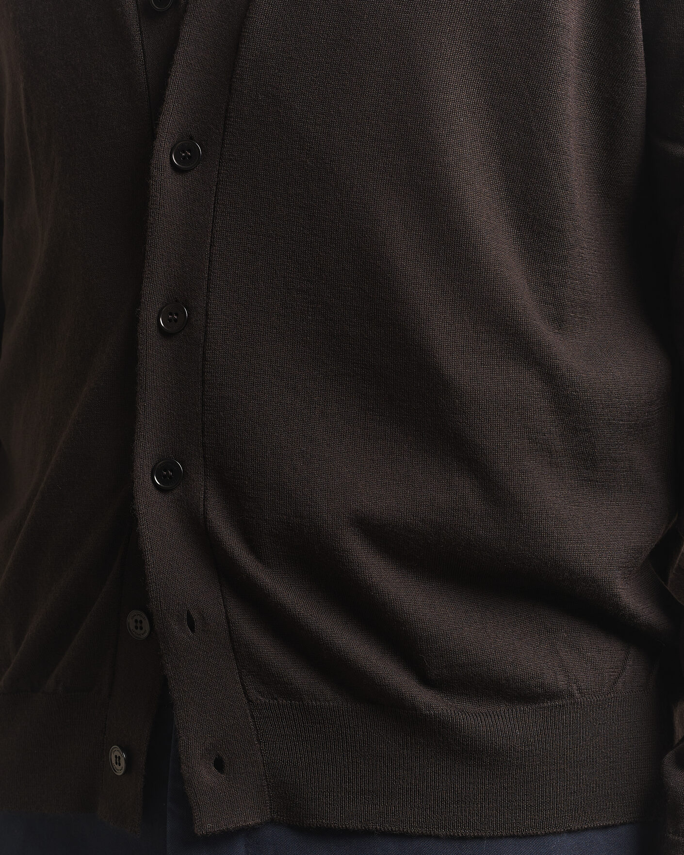 Mies | Puserot | John Smedley | Bradrick Extra Fine Merino Cardigan Faulkner Brown