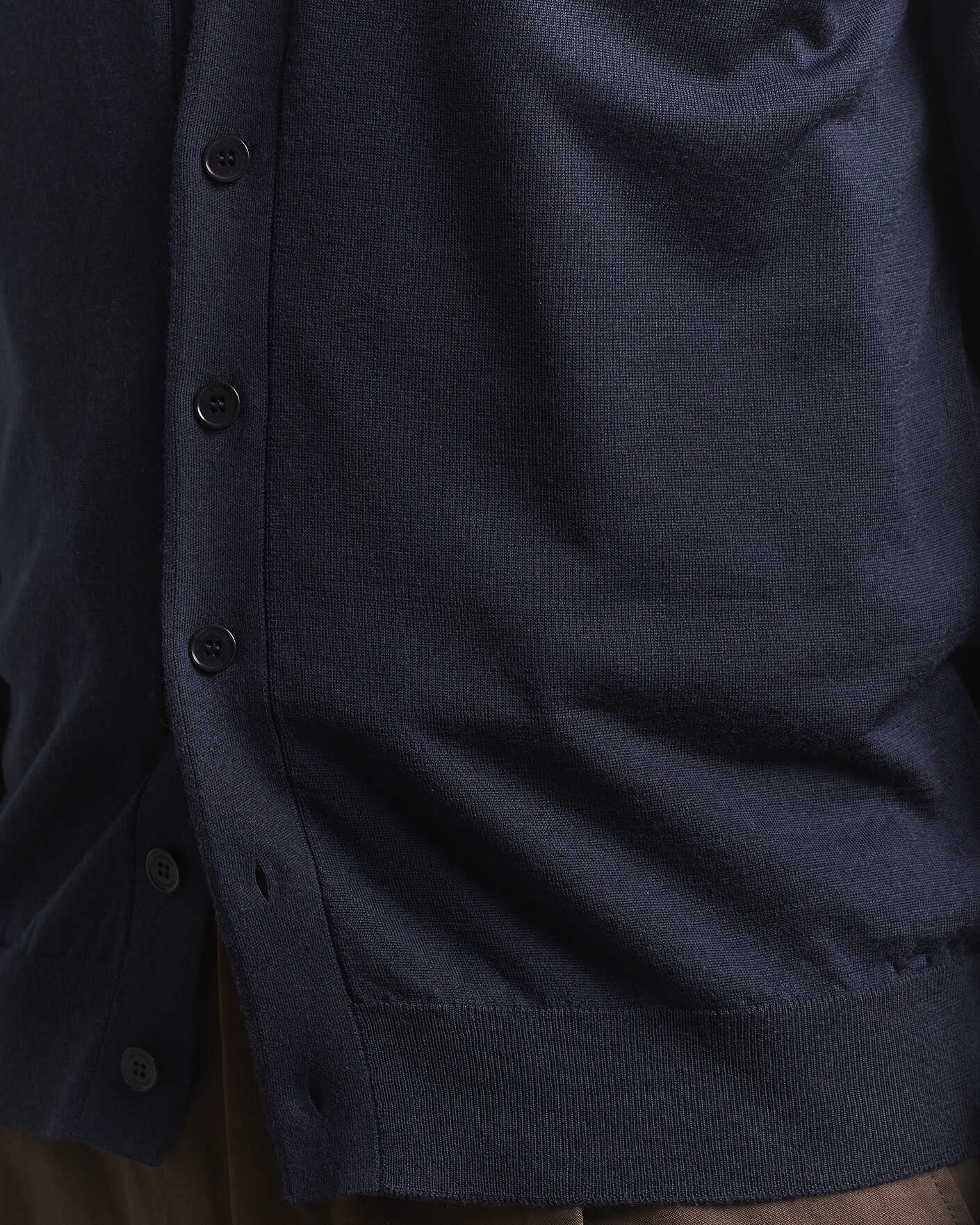 Mies | Puserot | John Smedley | Bradrick Extra Fine Merino Cardigan Midnight