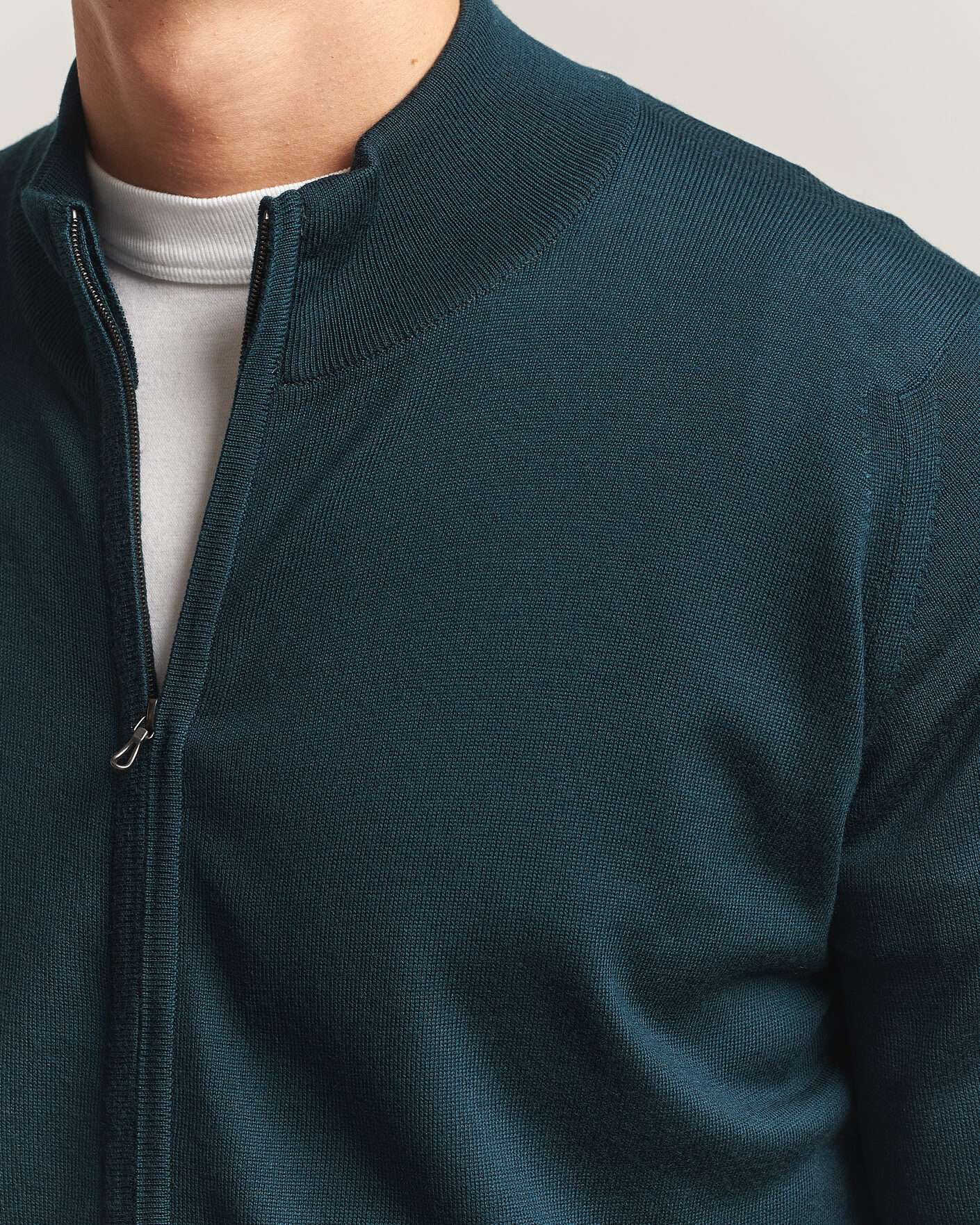 Mies | Puserot | John Smedley | Claygate Extra Fine Merino Full Zip Richardson Green