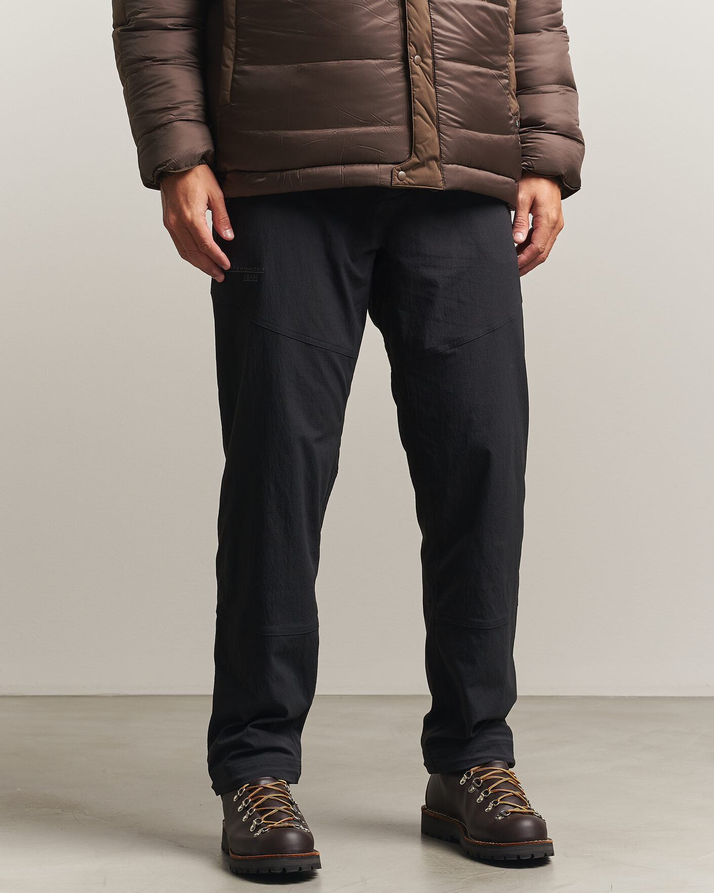 Mies | Housut | Klättermusen | Asar Function Stretch Pants Black