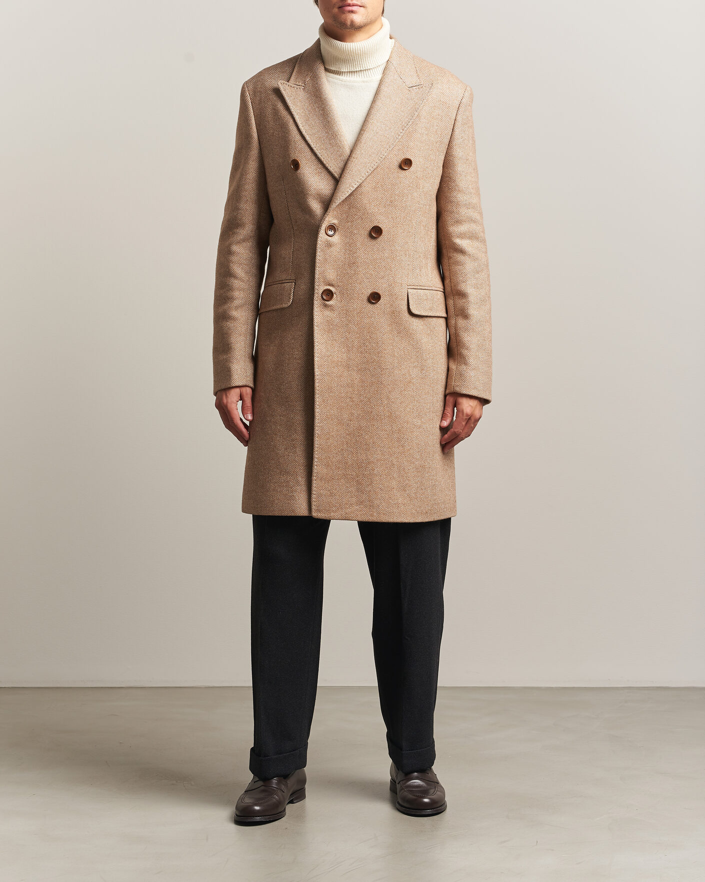 Mies | Takit | Morris | Herringbone DB Coat Camel