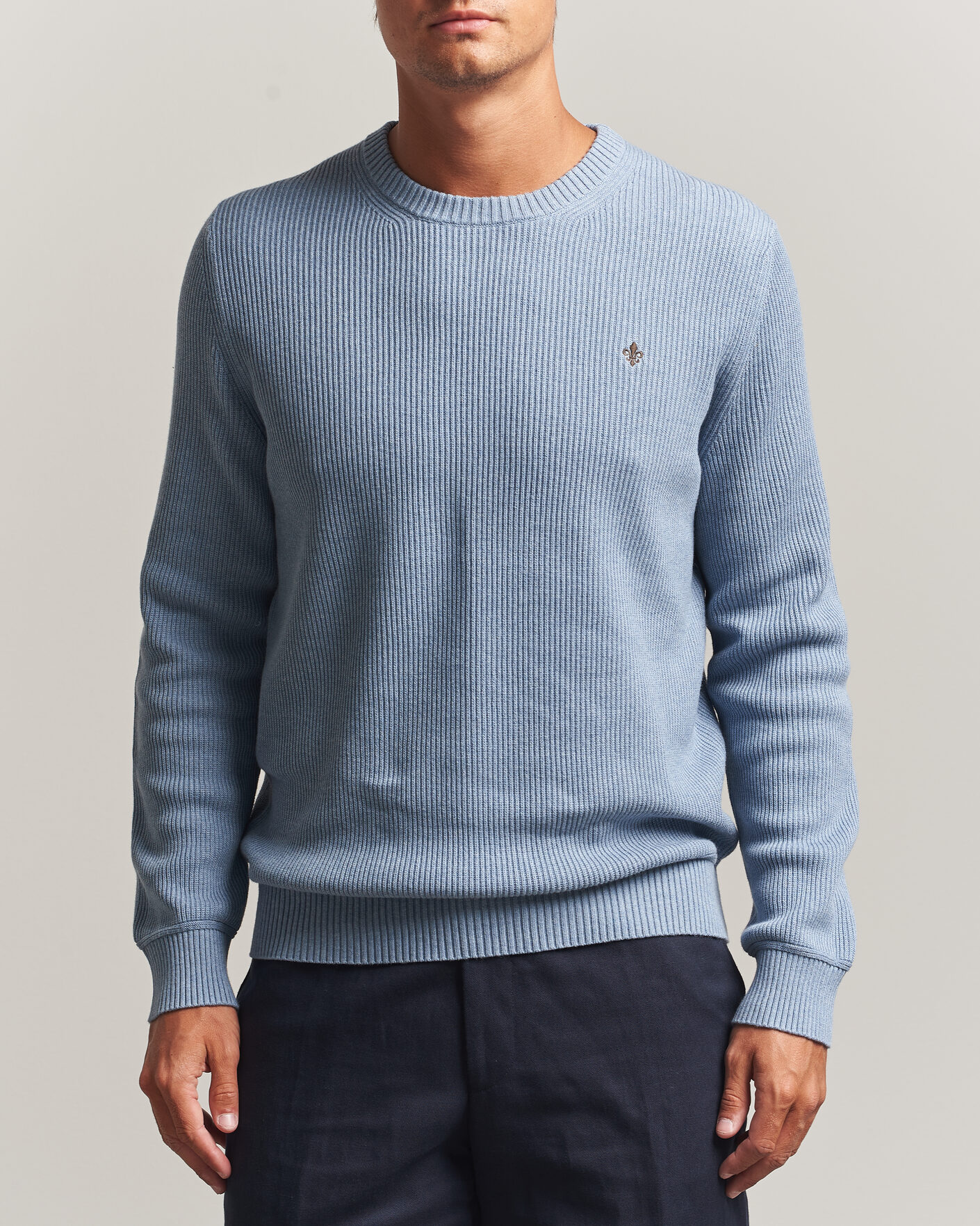 Mies | Puserot | Morris | Colin O-Neck Light Blue